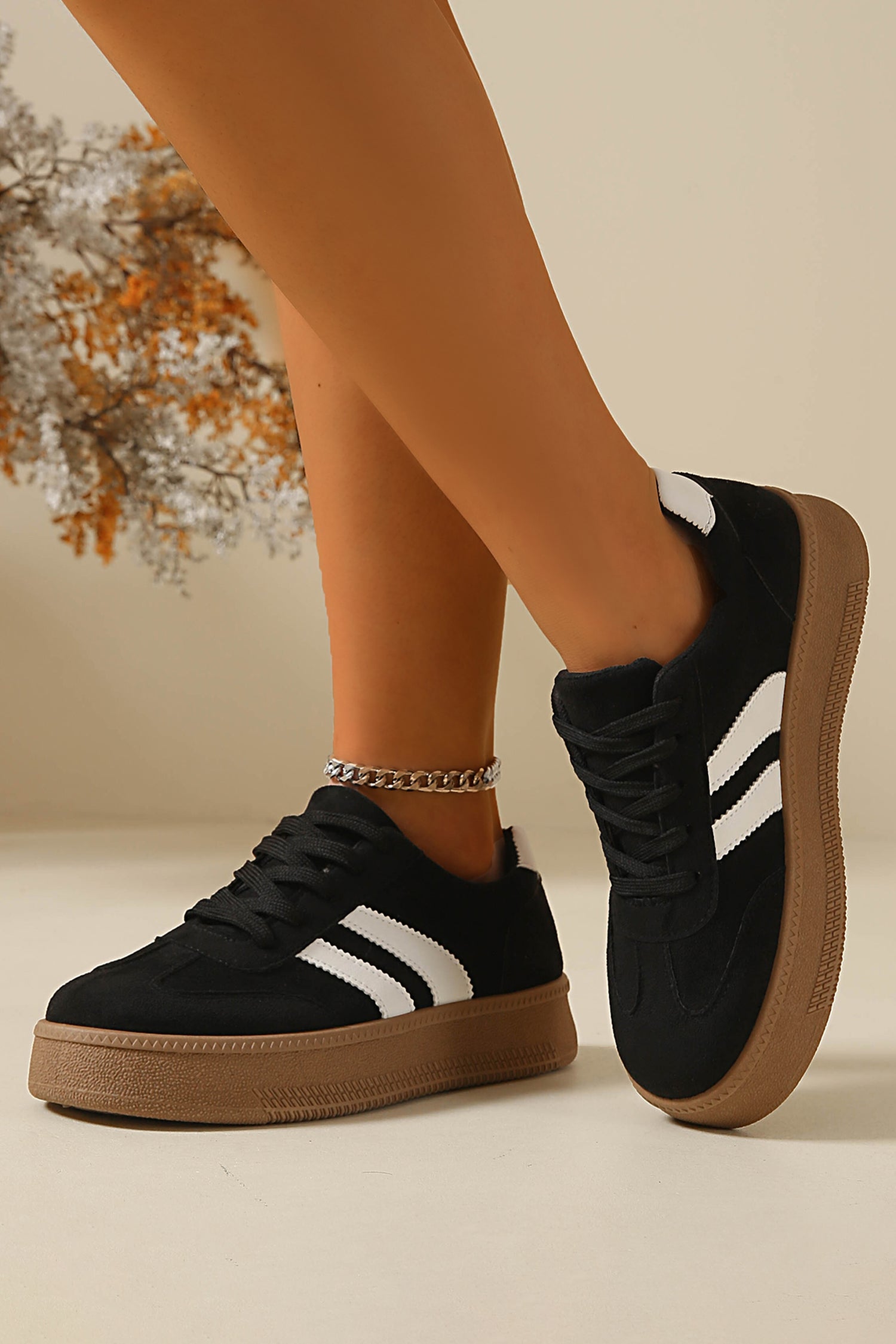 Color black Contrast PU Leather Detail Lace Up Casual Shoes