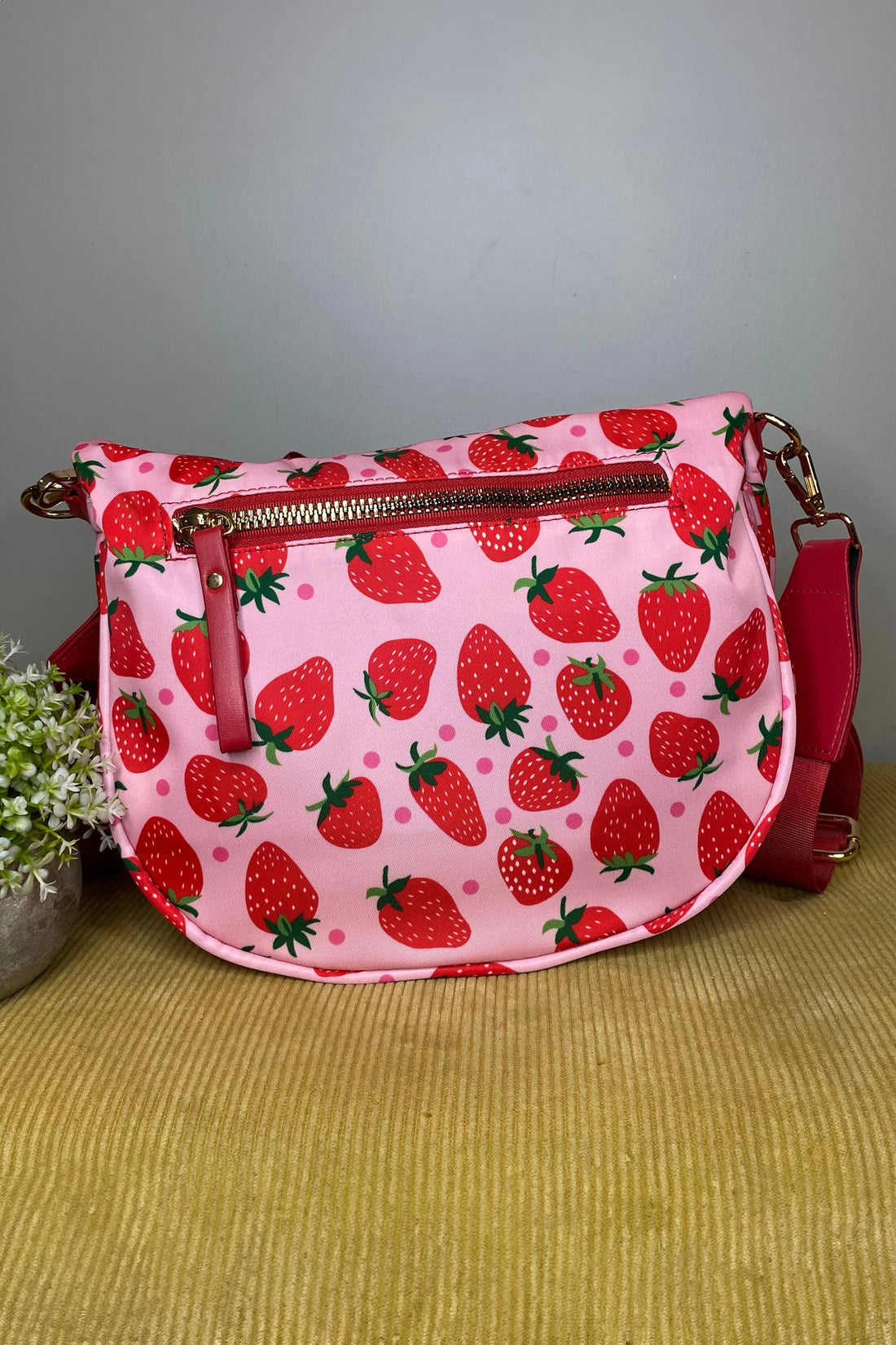 Fiery Red Pretty Checkerboard/ Strawberry Printed Canvas Double Zip Crossbody Bag