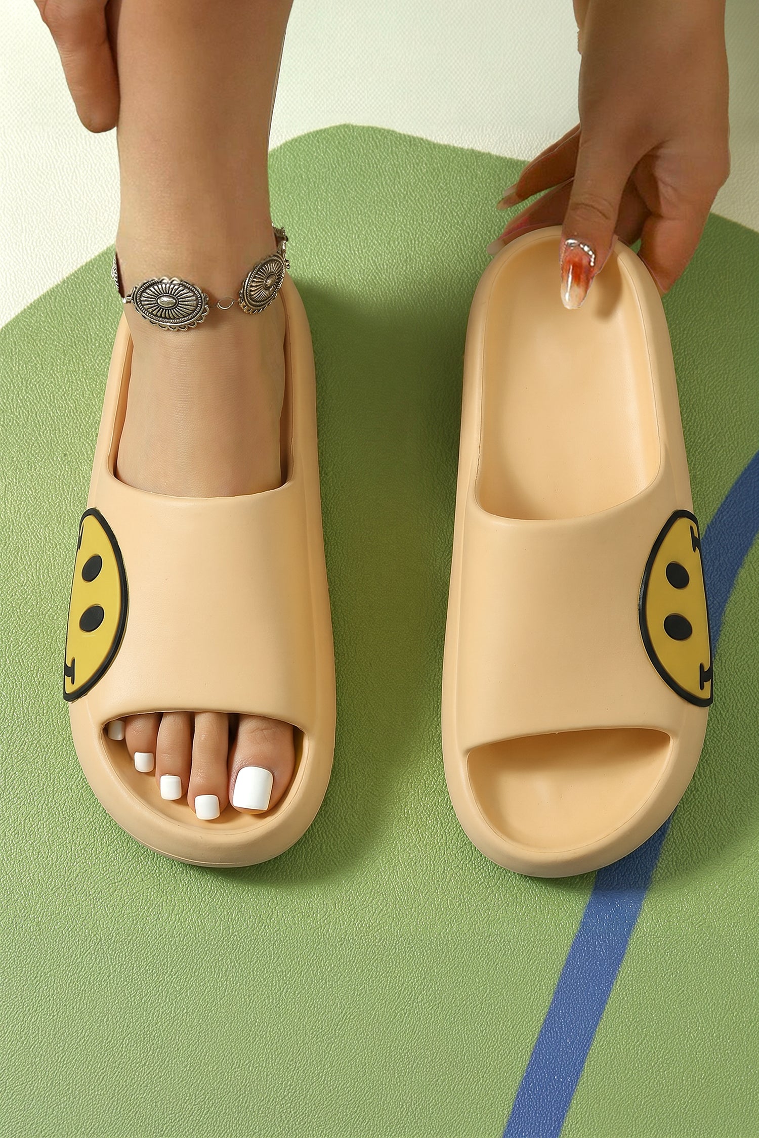 Yellow Cream Solid Color Smiley Face Accent Casual Slippers