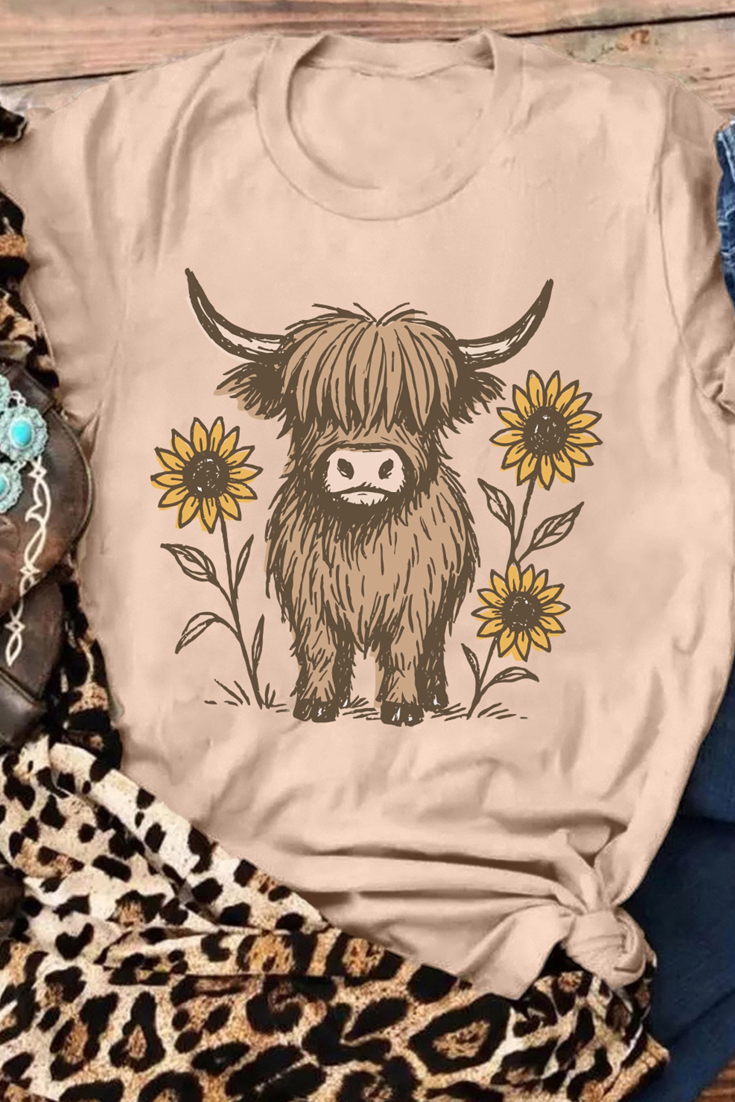 Khaki Western Print Highland Cow Graphic T-Shirt