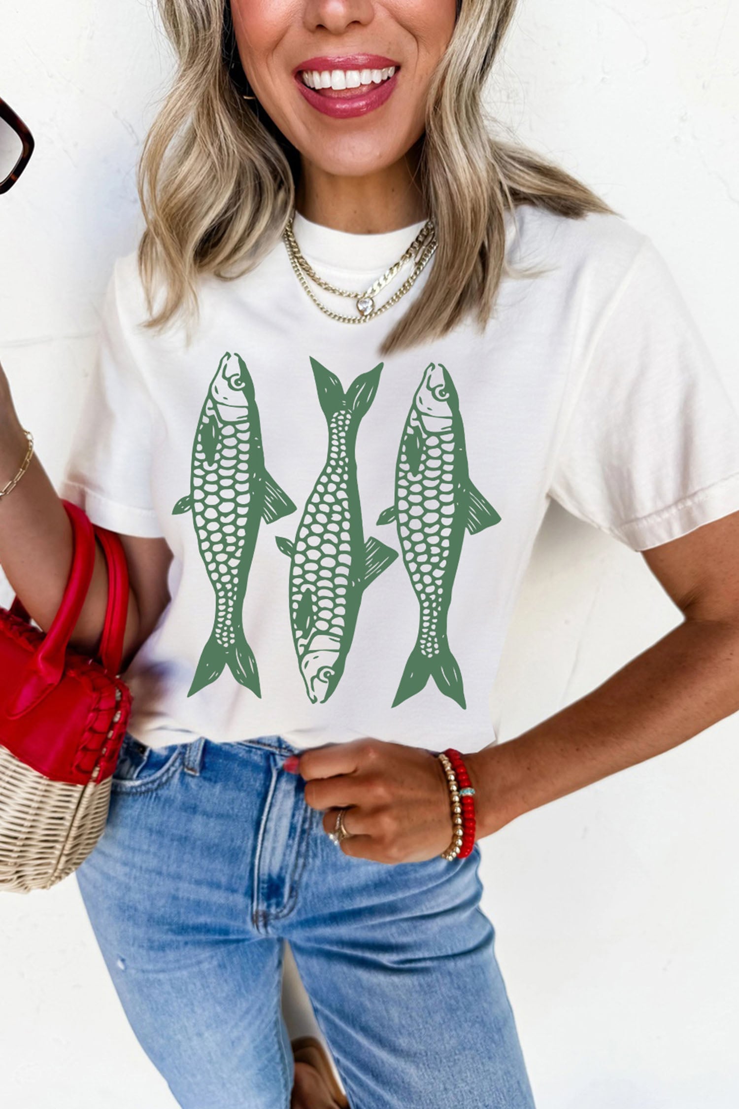 White Unique Fish Graphic Casual Round Neck Tee