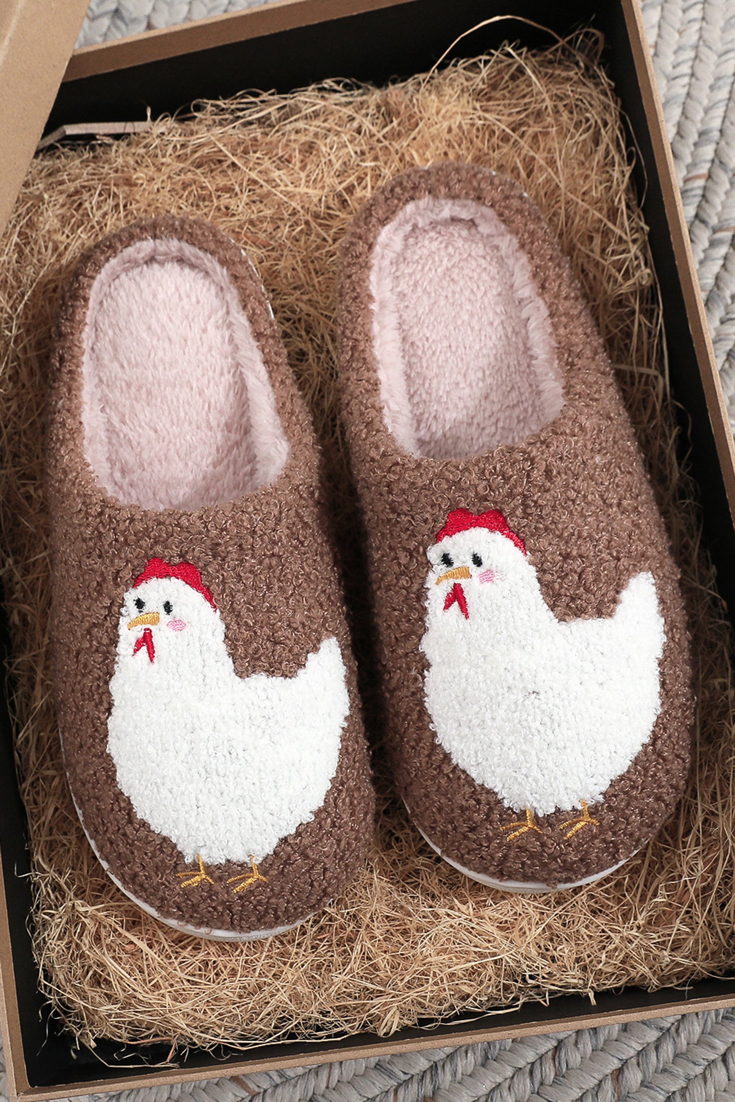 Brown Cartoon Chick Color Contrasted Liner Plush Slippers
