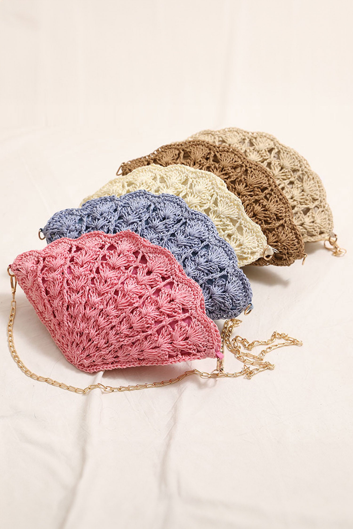 White Crochet Straw Beach Vacation Shell Shape Chain Strap Bag