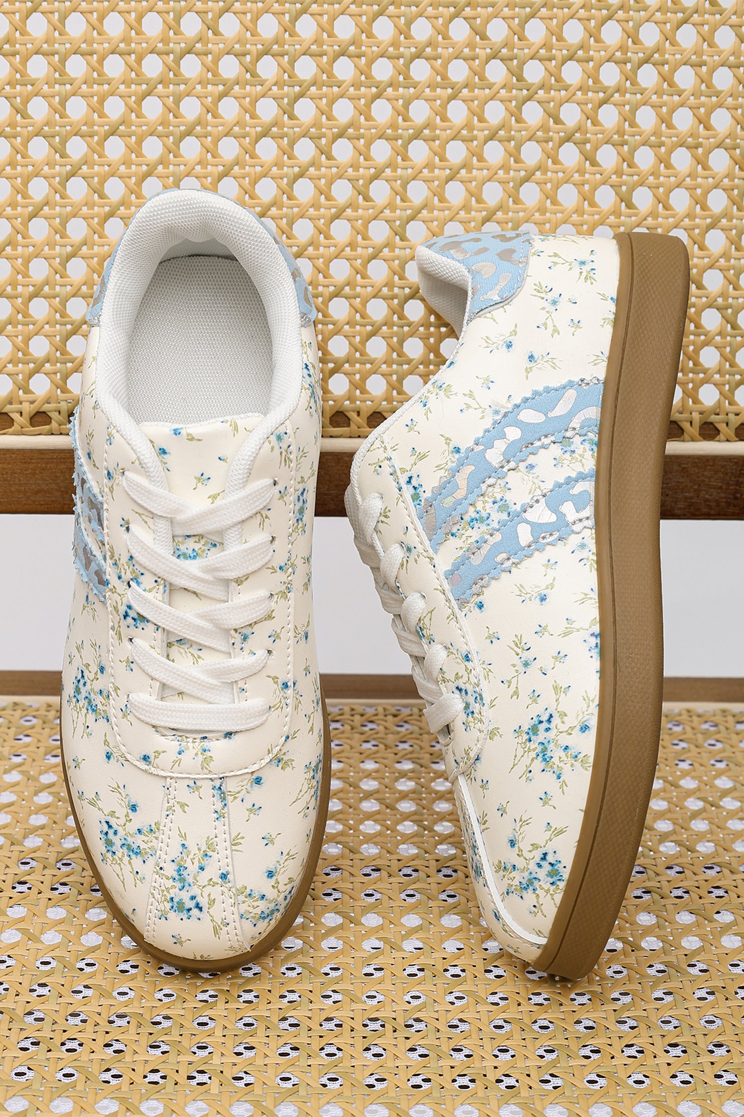 Dark Green Fresh Floral Print Color Block Detail Lace Up Shoes