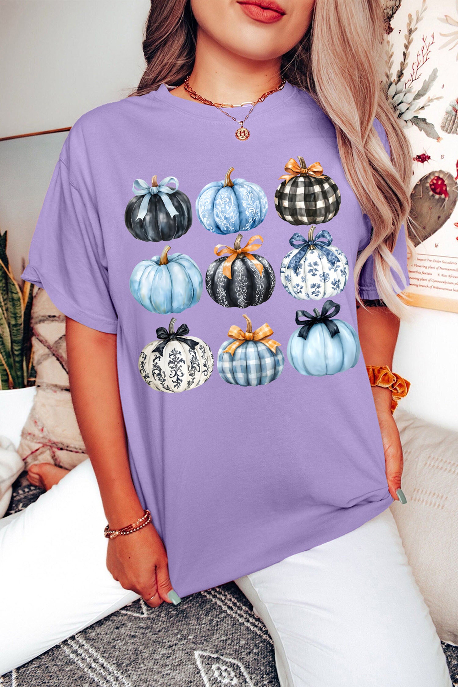 Wisteria Chic Pumpkin Graphic Relaxed T Shirt