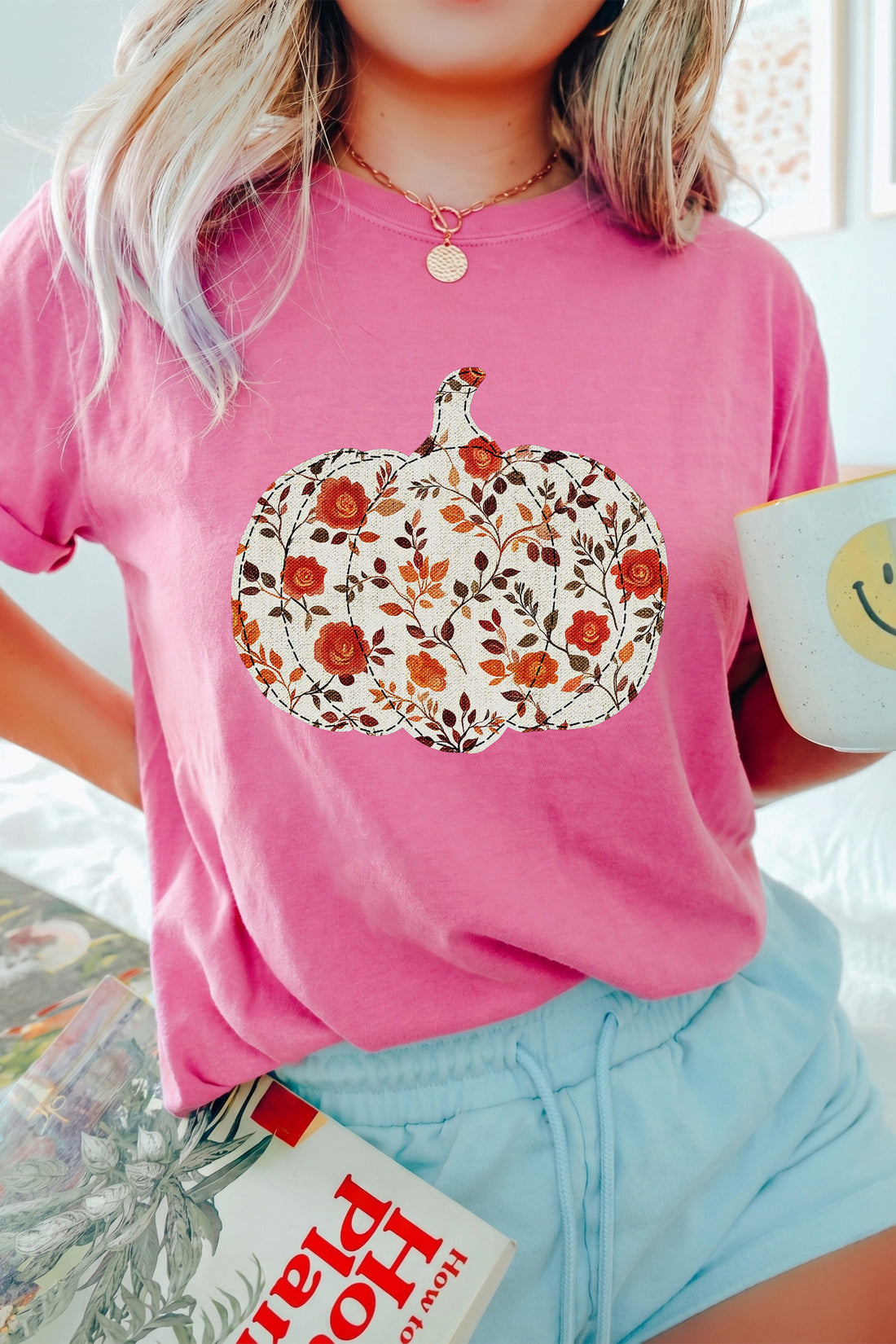Sachet Pink Floral Pumpkin Graphic Printed Casual Round Neck T Shirt