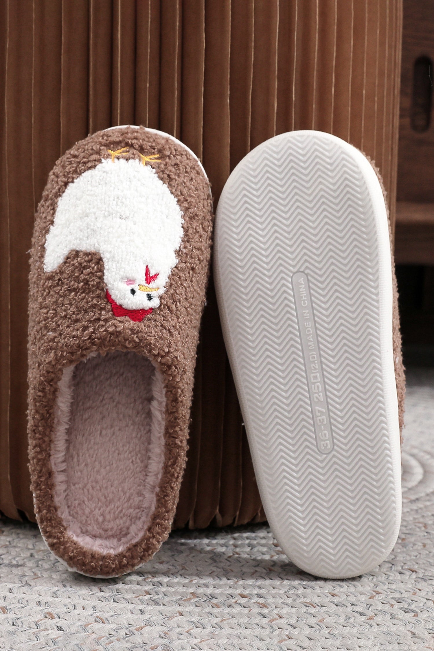 Brown Cartoon Chick Color Contrasted Liner Plush Slippers