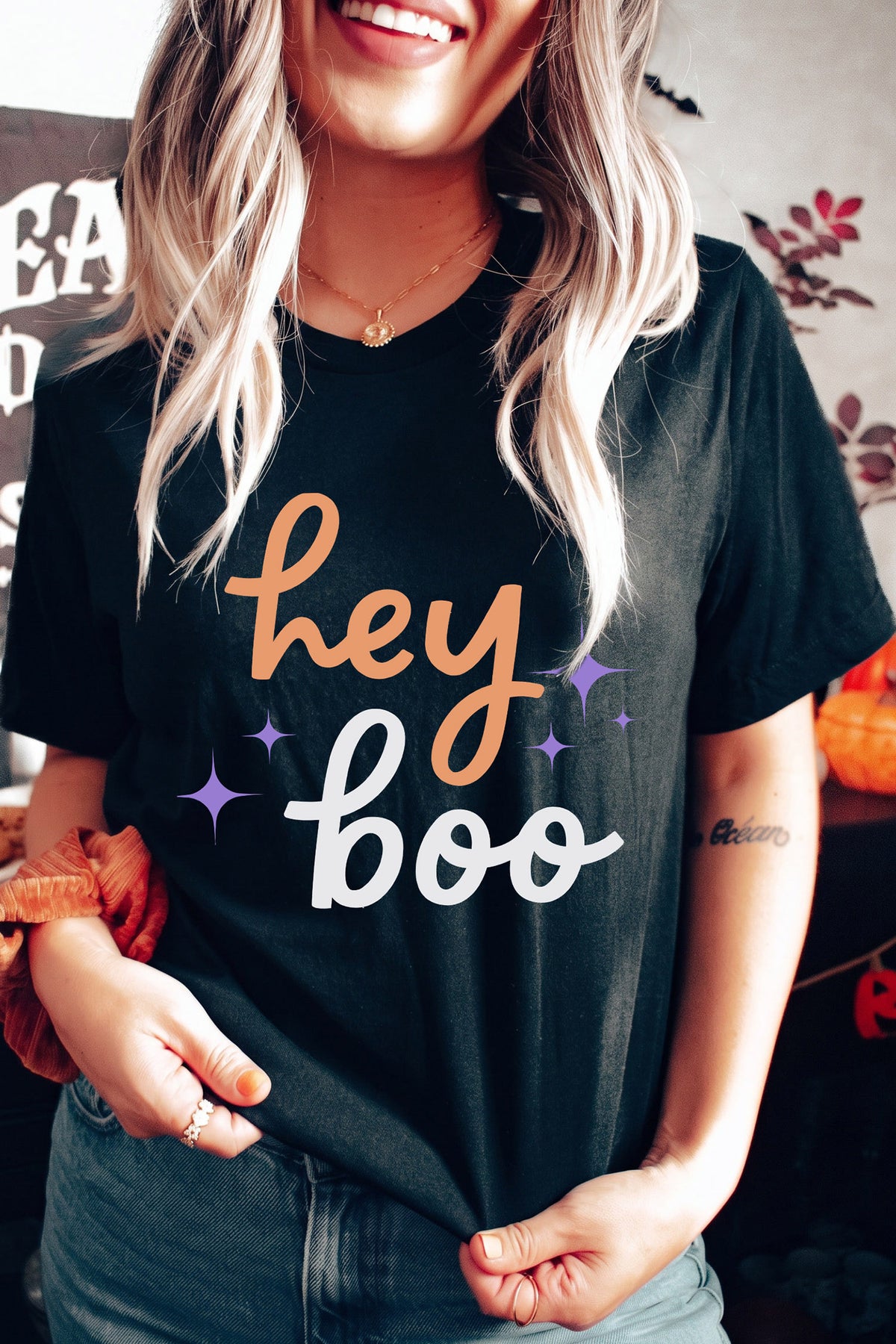 Black Hey Boo Slogan Halloween Round Neck Casual T Shirt