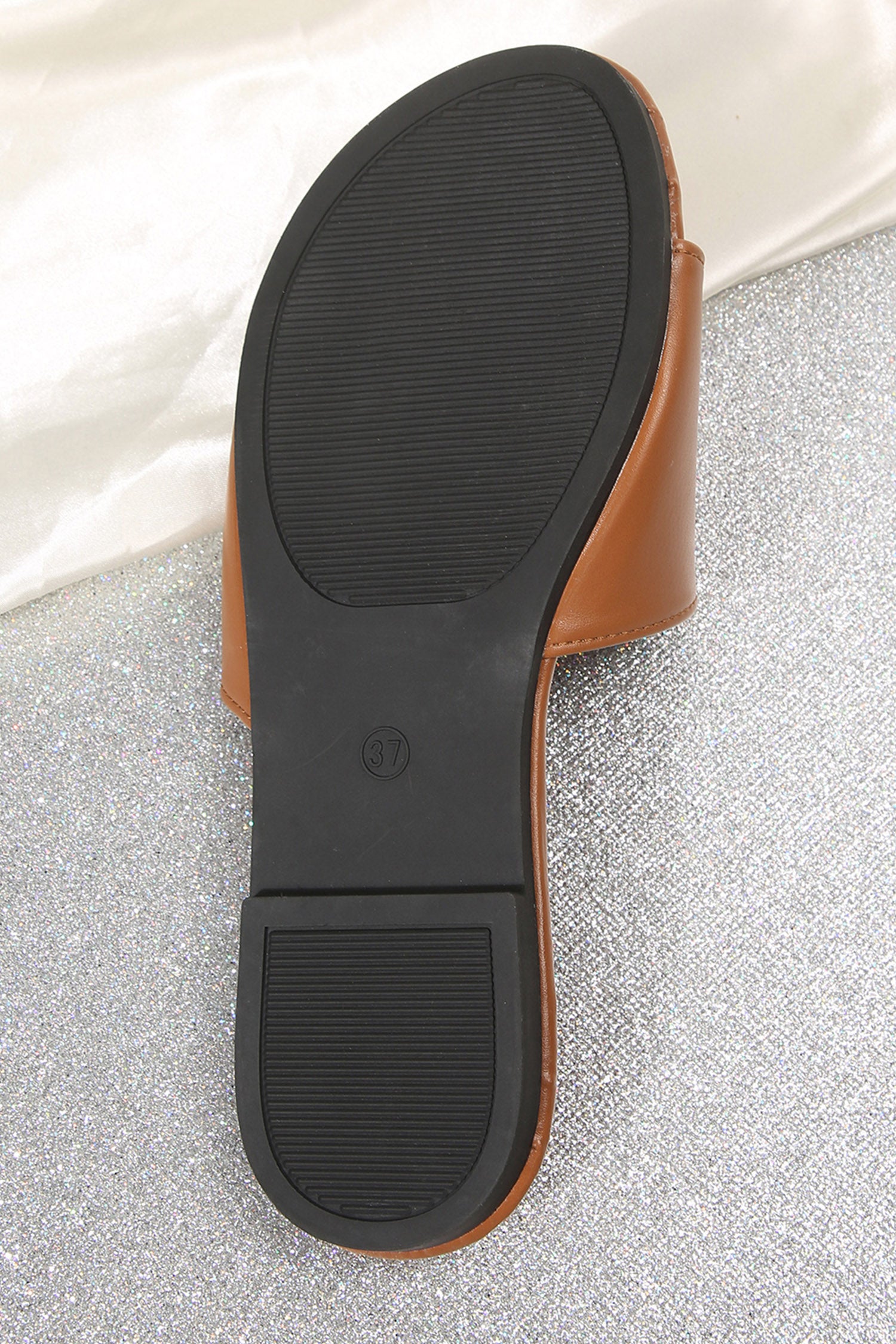 Camel V Shape Metal Decor PU Leather Flat Slippers