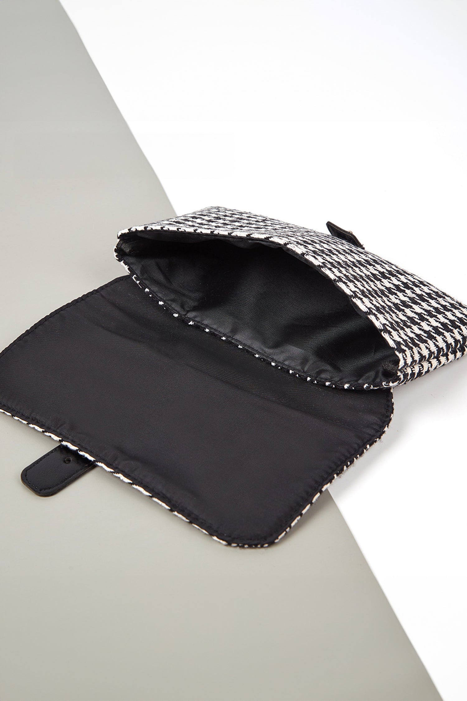 Black Houndstooth Print PU Leather Tab Patchwork Wallet Clutch Bag
