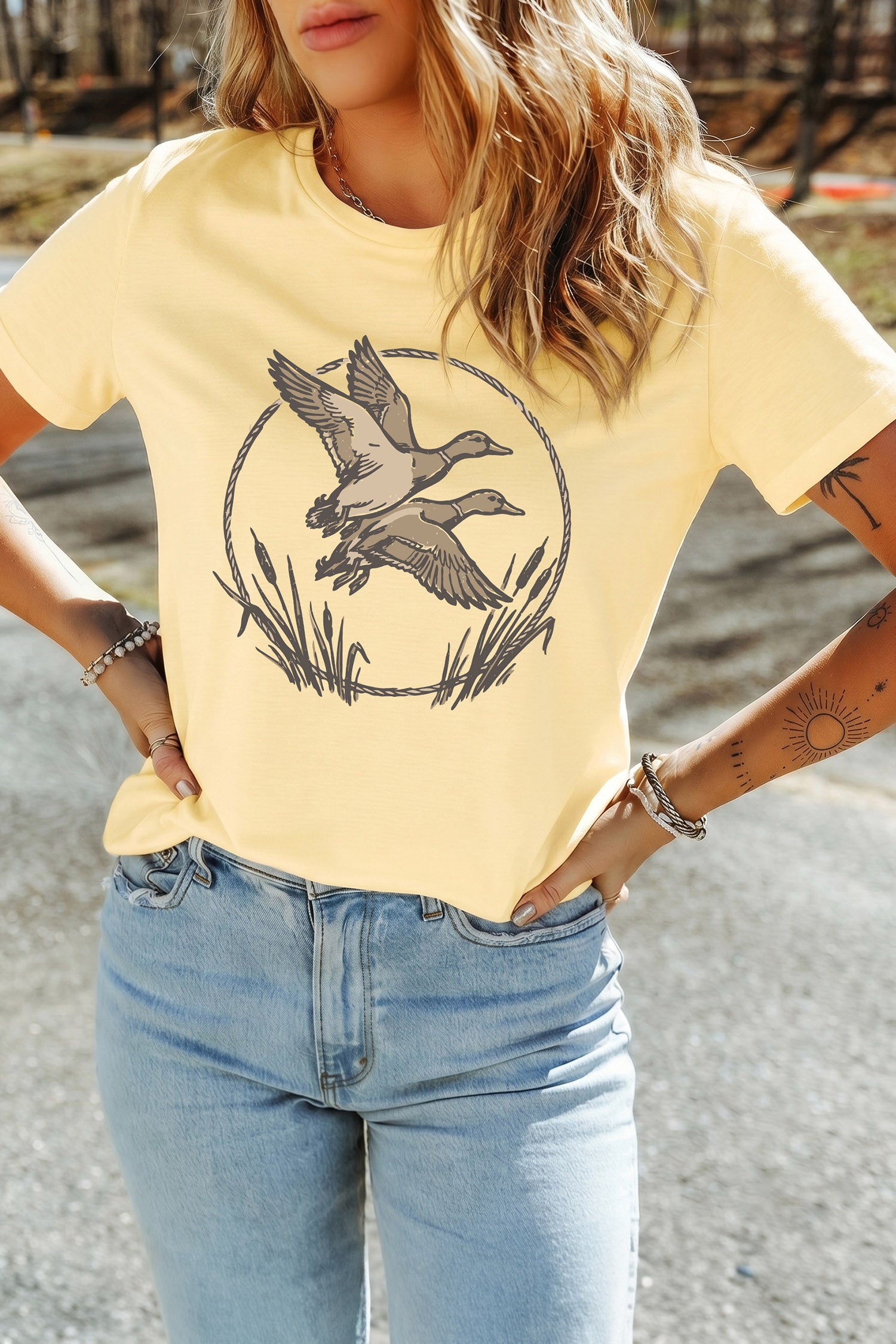 Yellow Cream Retro Western Mallard Print Duck Graphic T Shirt