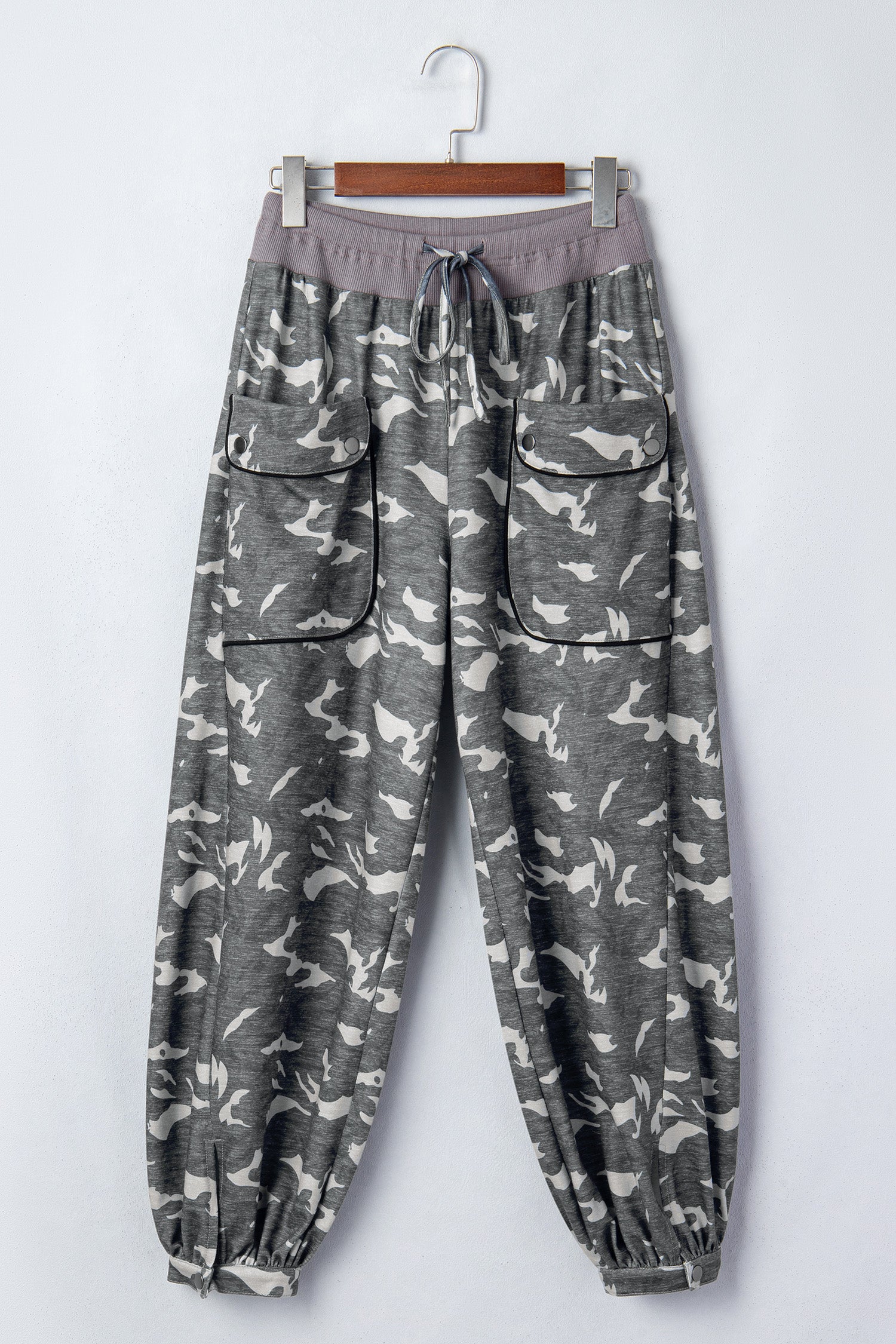 Multicolour Drawstring Contrast Waistband Camouflage Cargo Barrel Pants