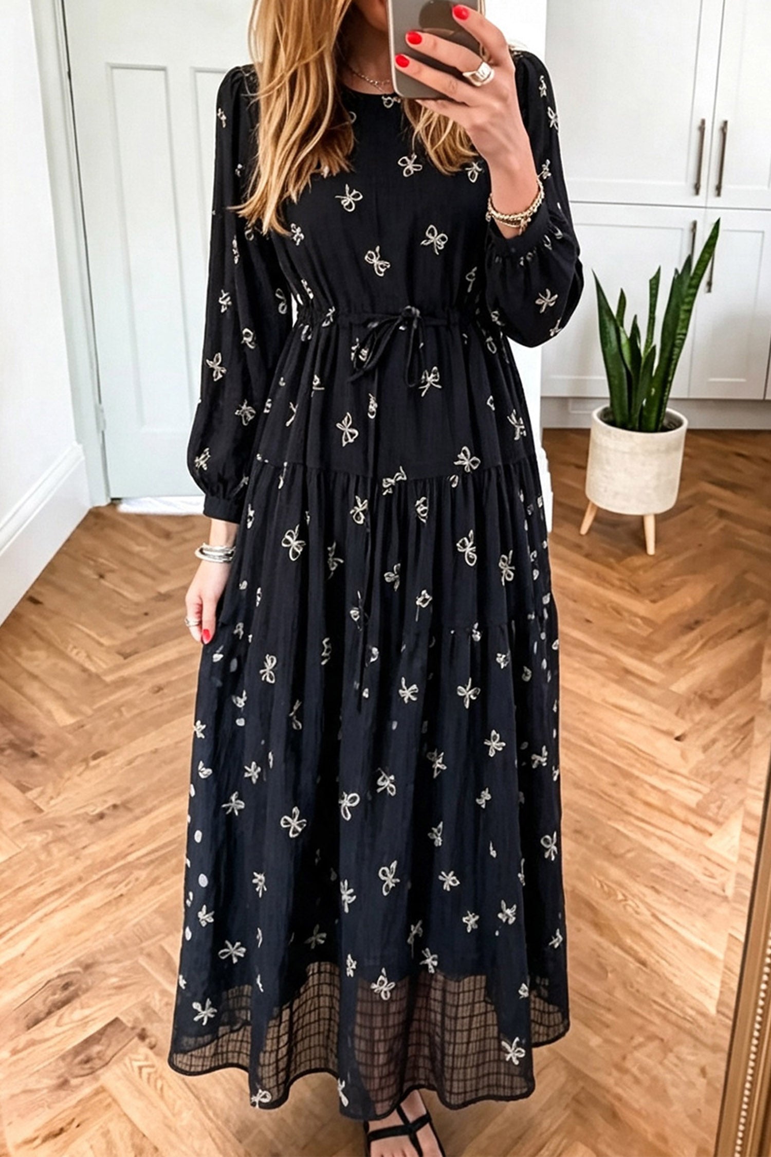 Black Bow Pattern Long Sleeve Maxi Dress