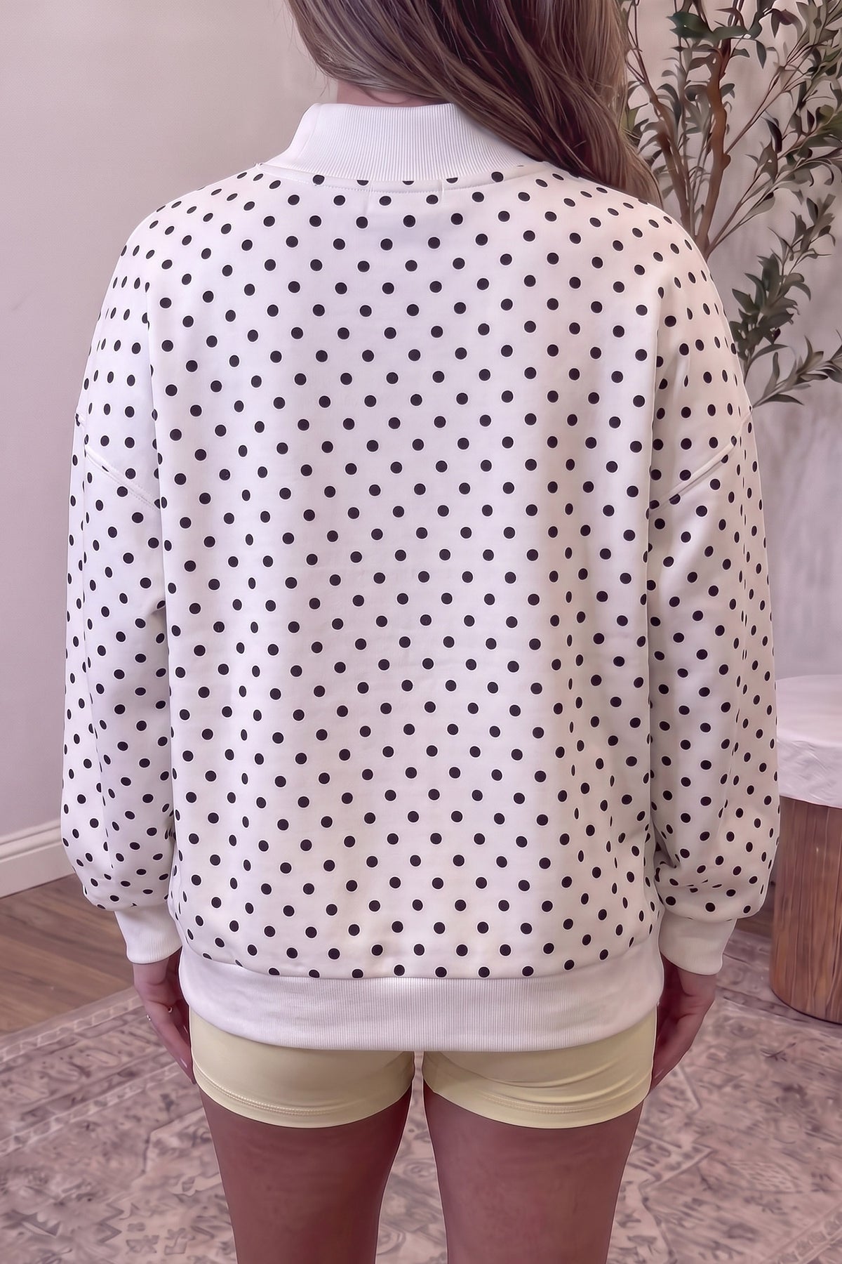 White Casual Polka Dot Mock Neck Sweatshirt