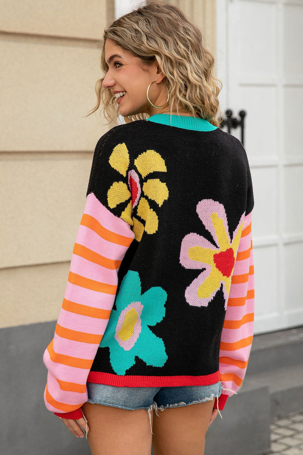 Black Cute Flower Pattern Striped Sleeve Sweater