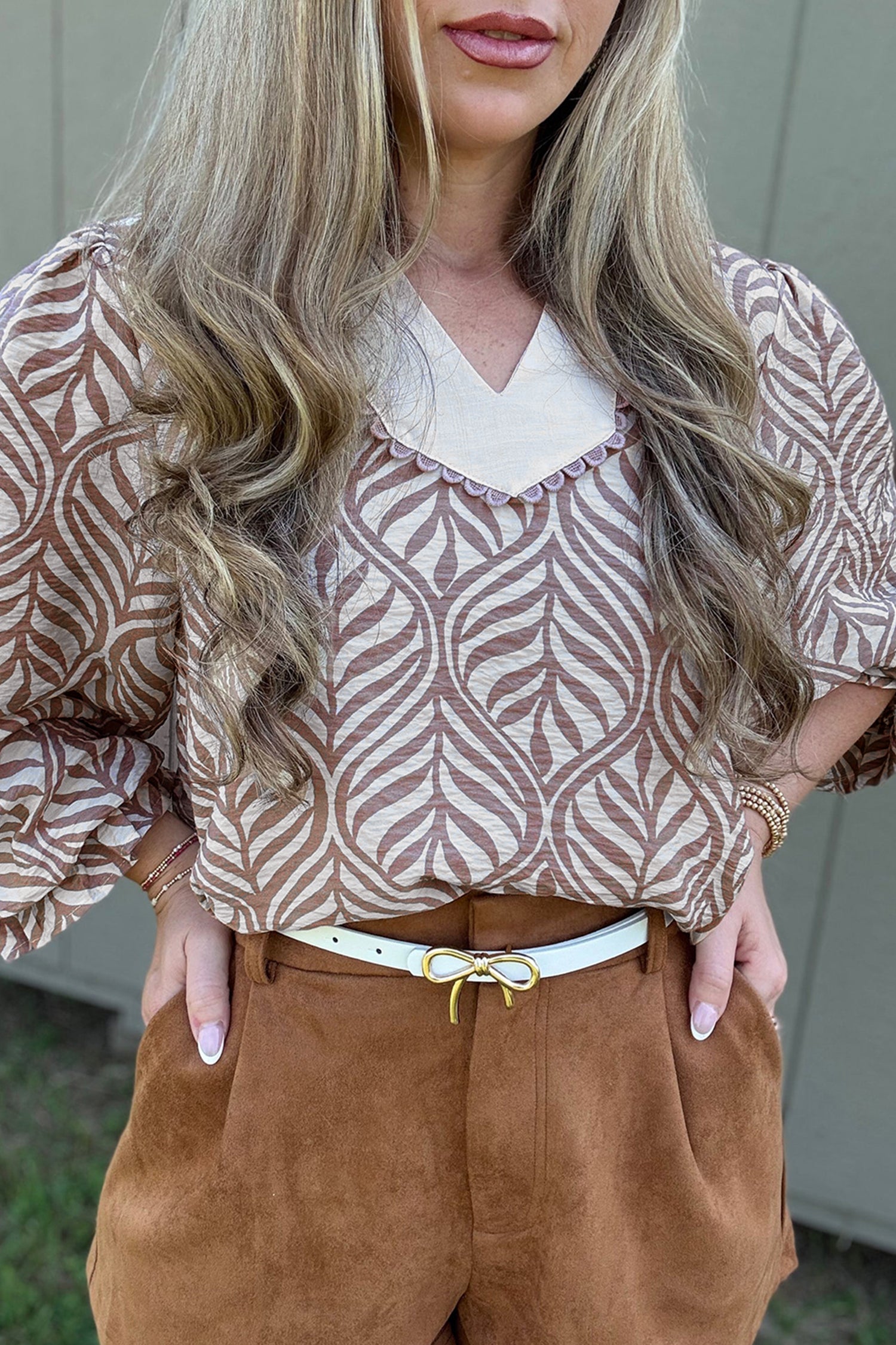 Brown Leaf Print Standing Collar Puff Sleeve Top