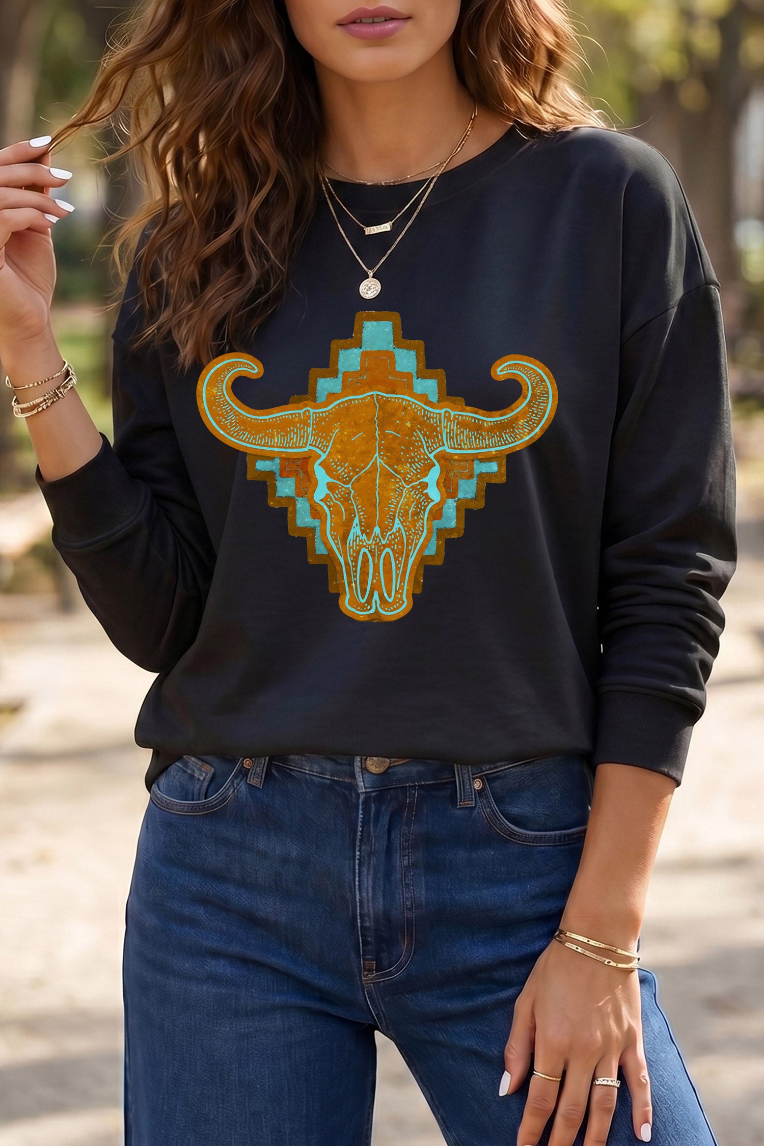 Black Western Steer Head Print Long Sleeve Round Neck Shift Top