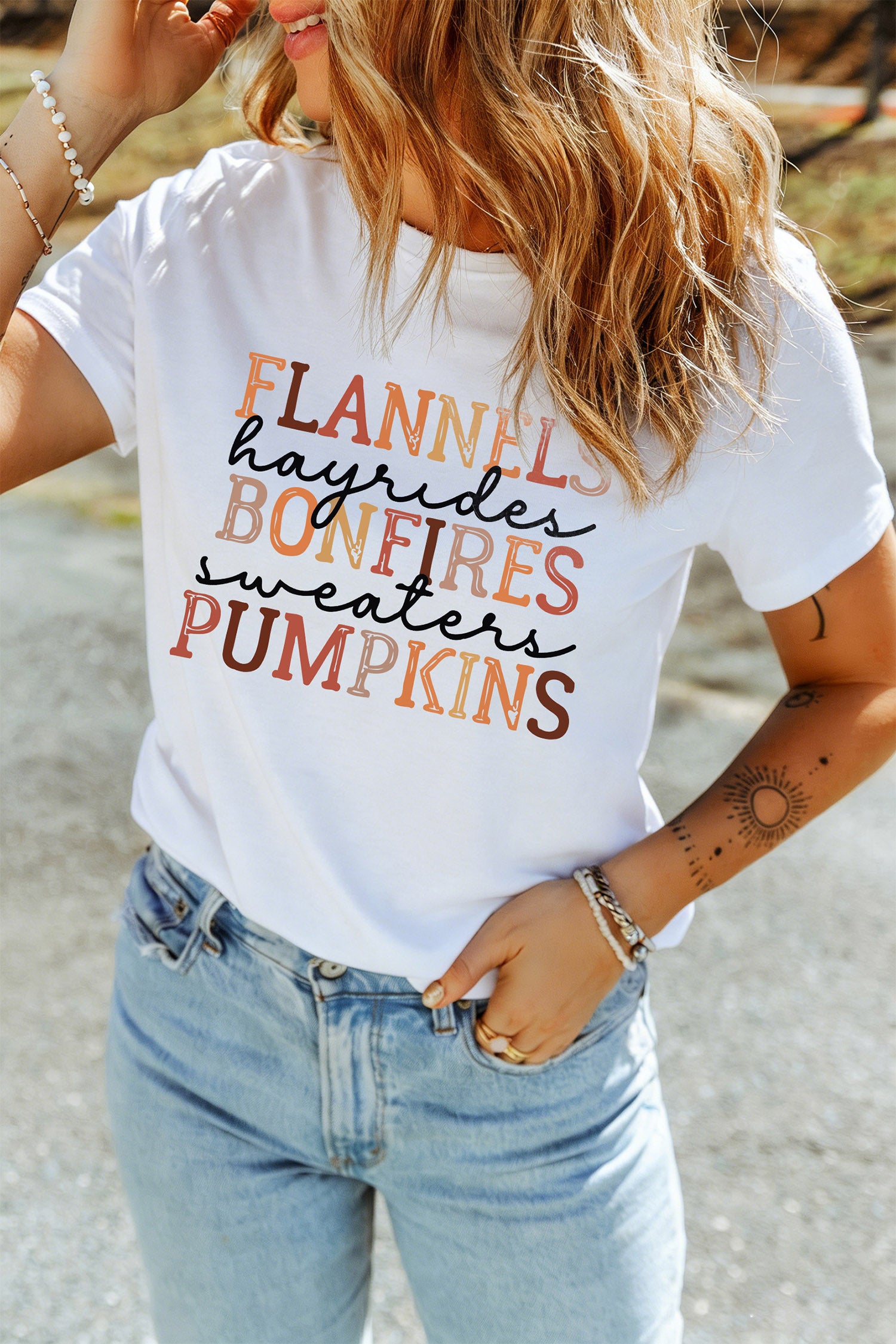 White FLANNELS BONFIRES PUMPKIN Letter Print Thanksgiving T-Shirt