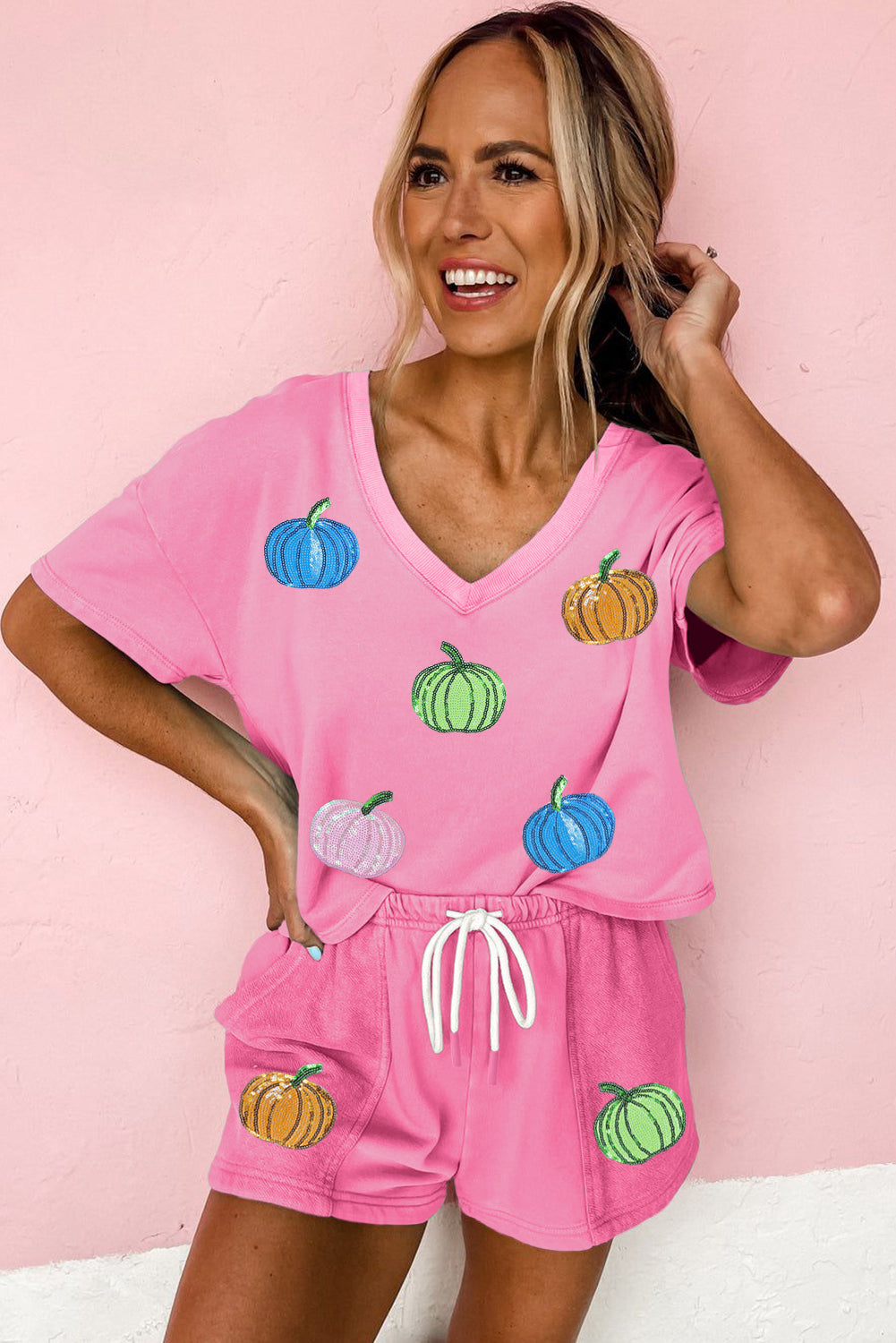Bonbon Sequin Halloween Pumpkin Pattern V Neck Tee and Drawstring Bottoms Casual Short Set