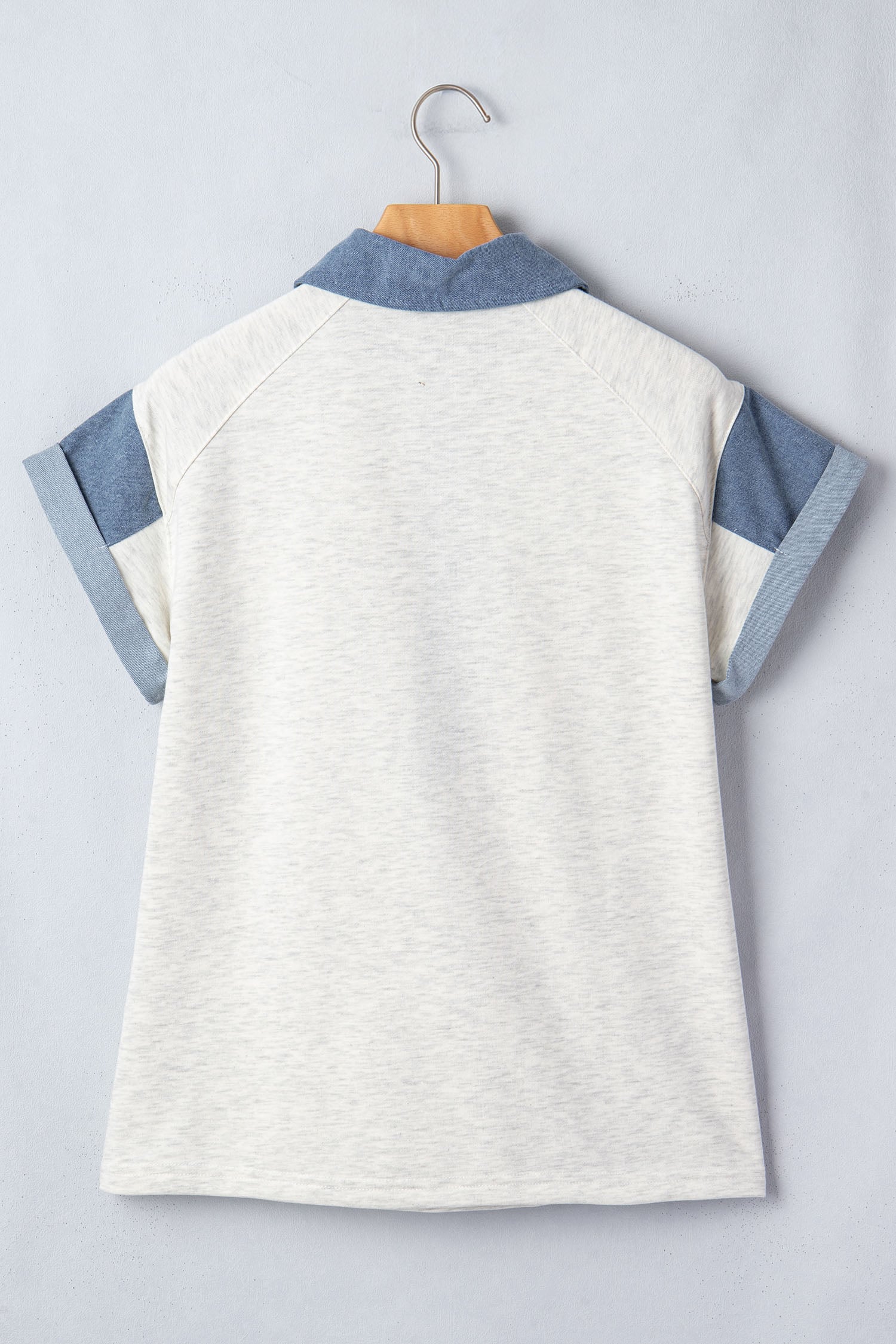 Light Grey Short Sleeve Sequin Rugby Pattern Colorblock Collar Polo T-Shirt