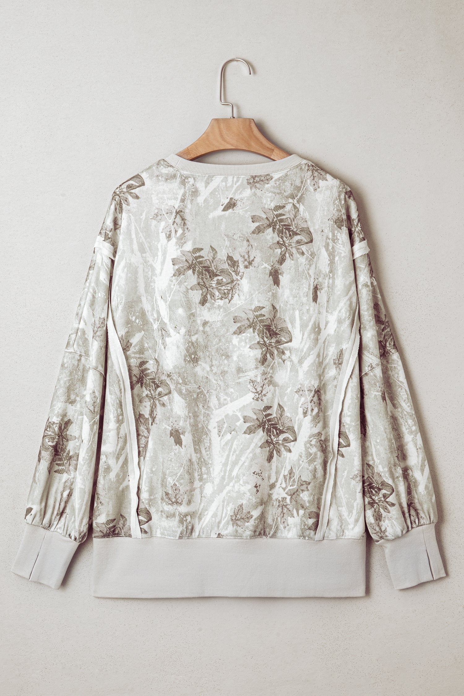 Gray KENTUCKY Raw Seam Detail Leafy Camouflage Baggy Sweatshirt