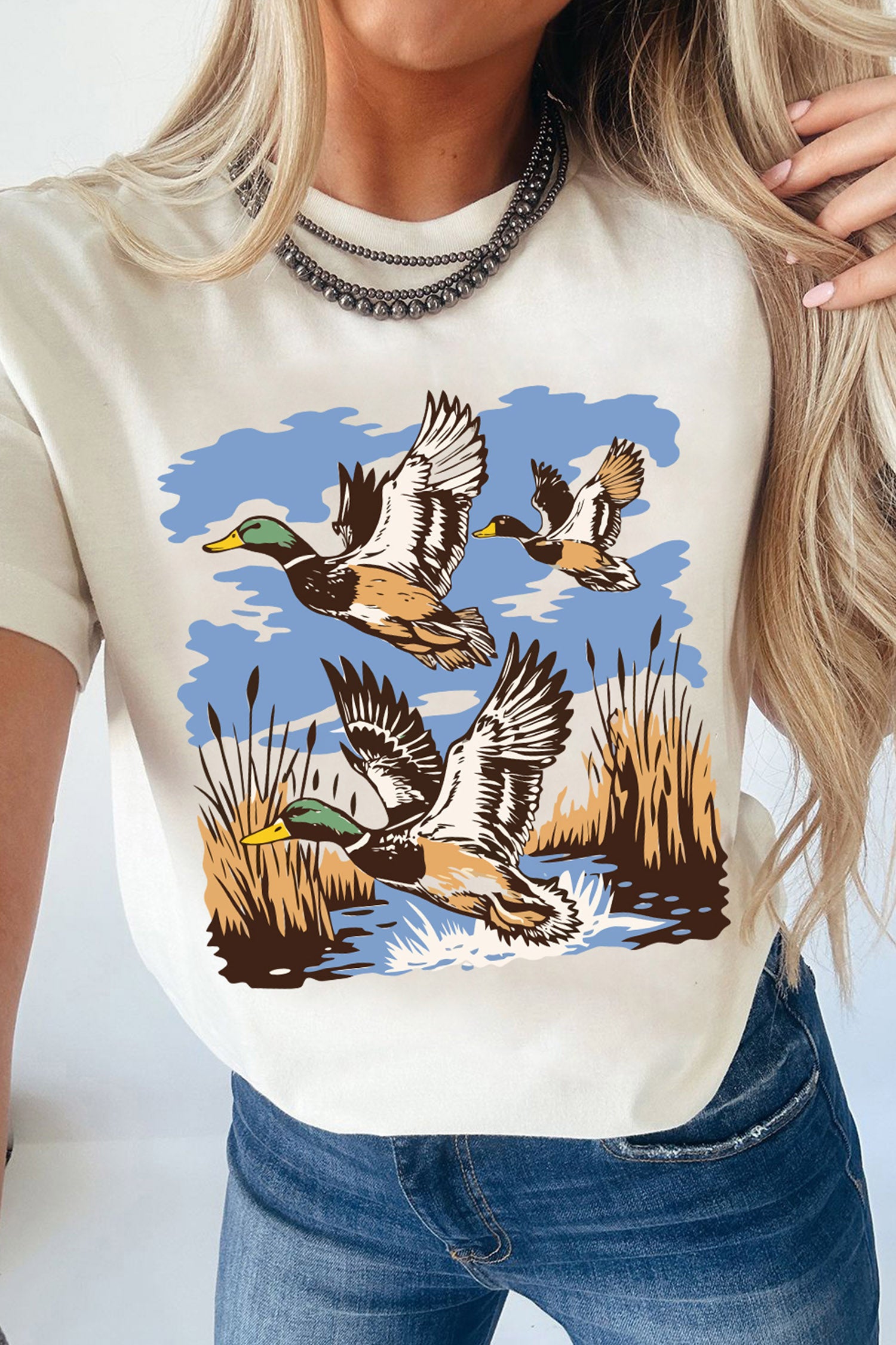 White Wild Duck Printed Nature Aesthetic Tee