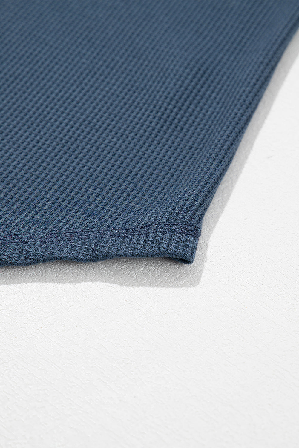 Blue Exposed Seam Half Sleeve Knitted V Neck Textured Top