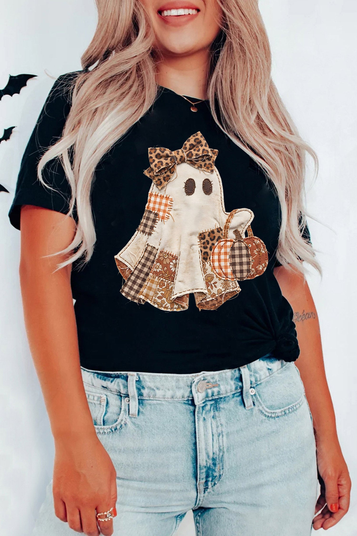 Black Halloween Ghost Appliqué Graphic T-Shirt