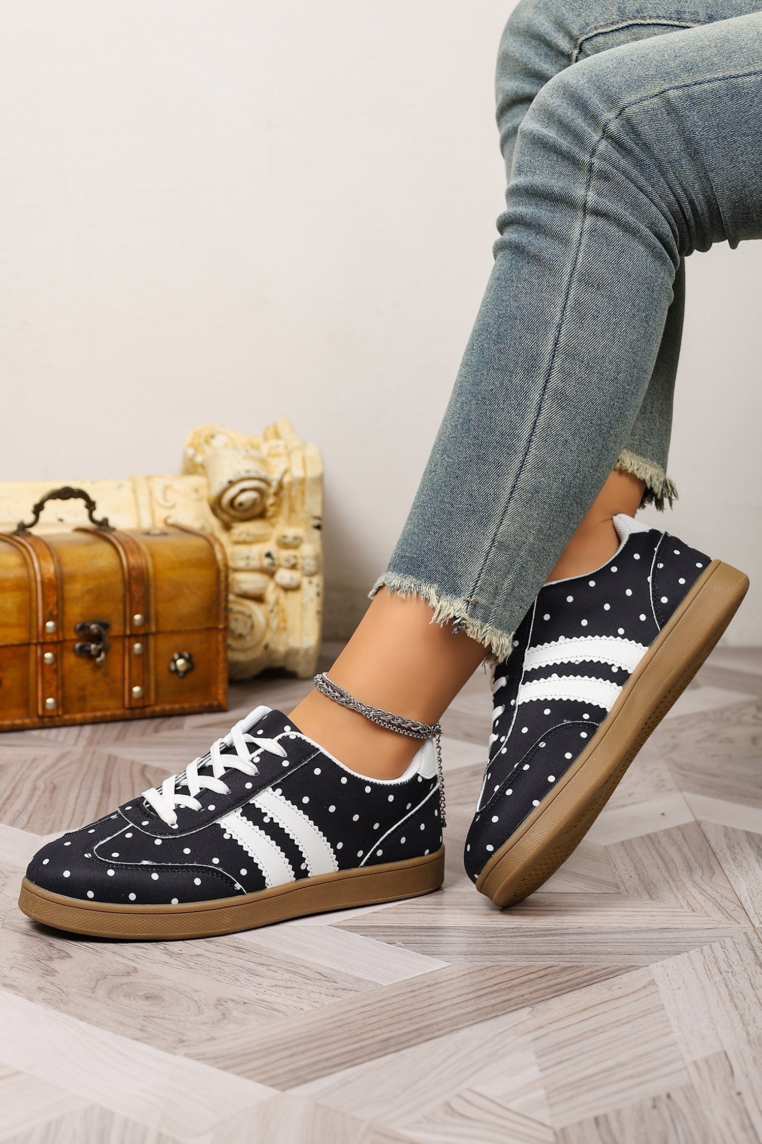 Color black Polka Dot Print PU Leather Color Block Detail Casual Sneakers