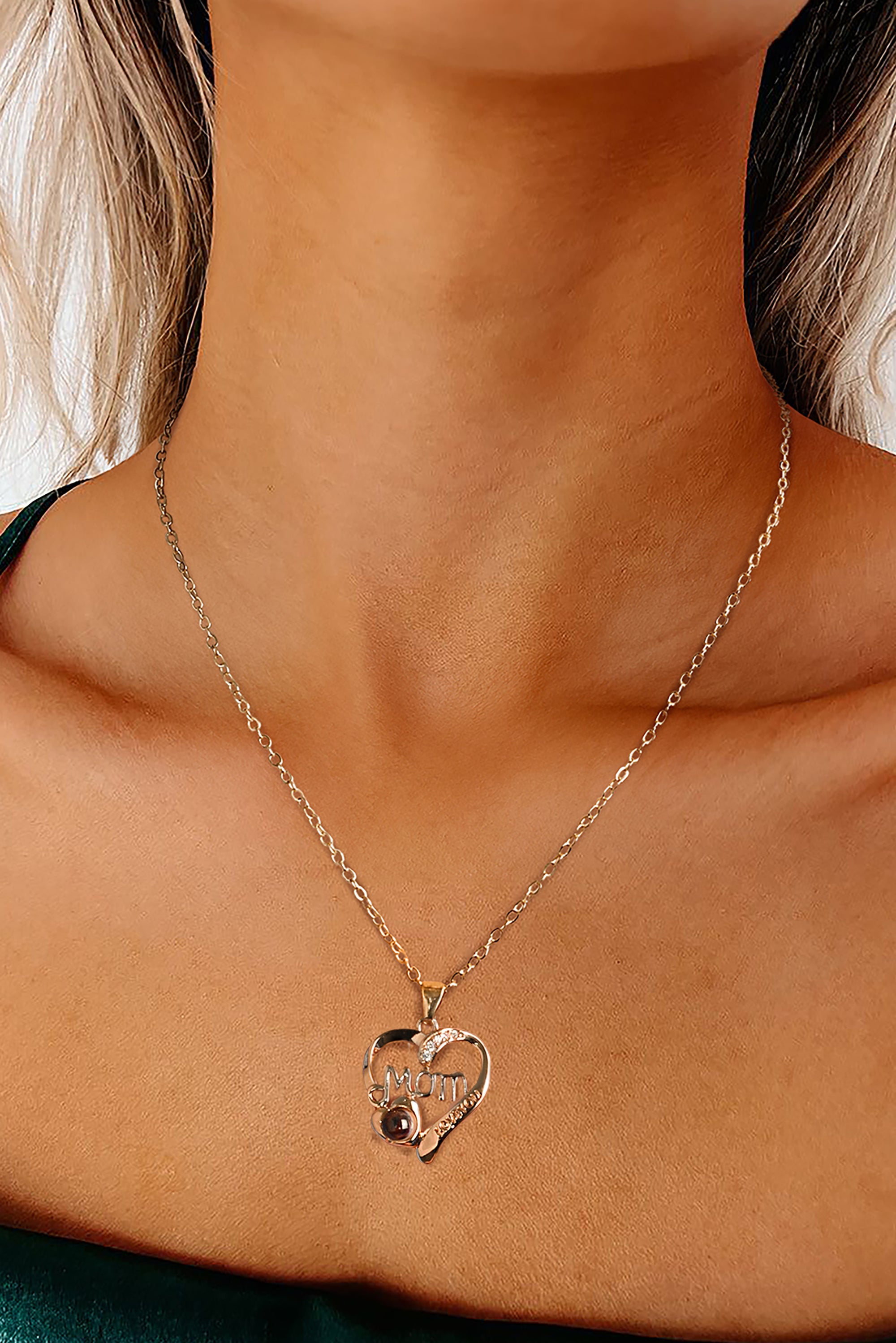 Gold Mom Heart Shape Crystal Decor Alloy Pendant Necklace