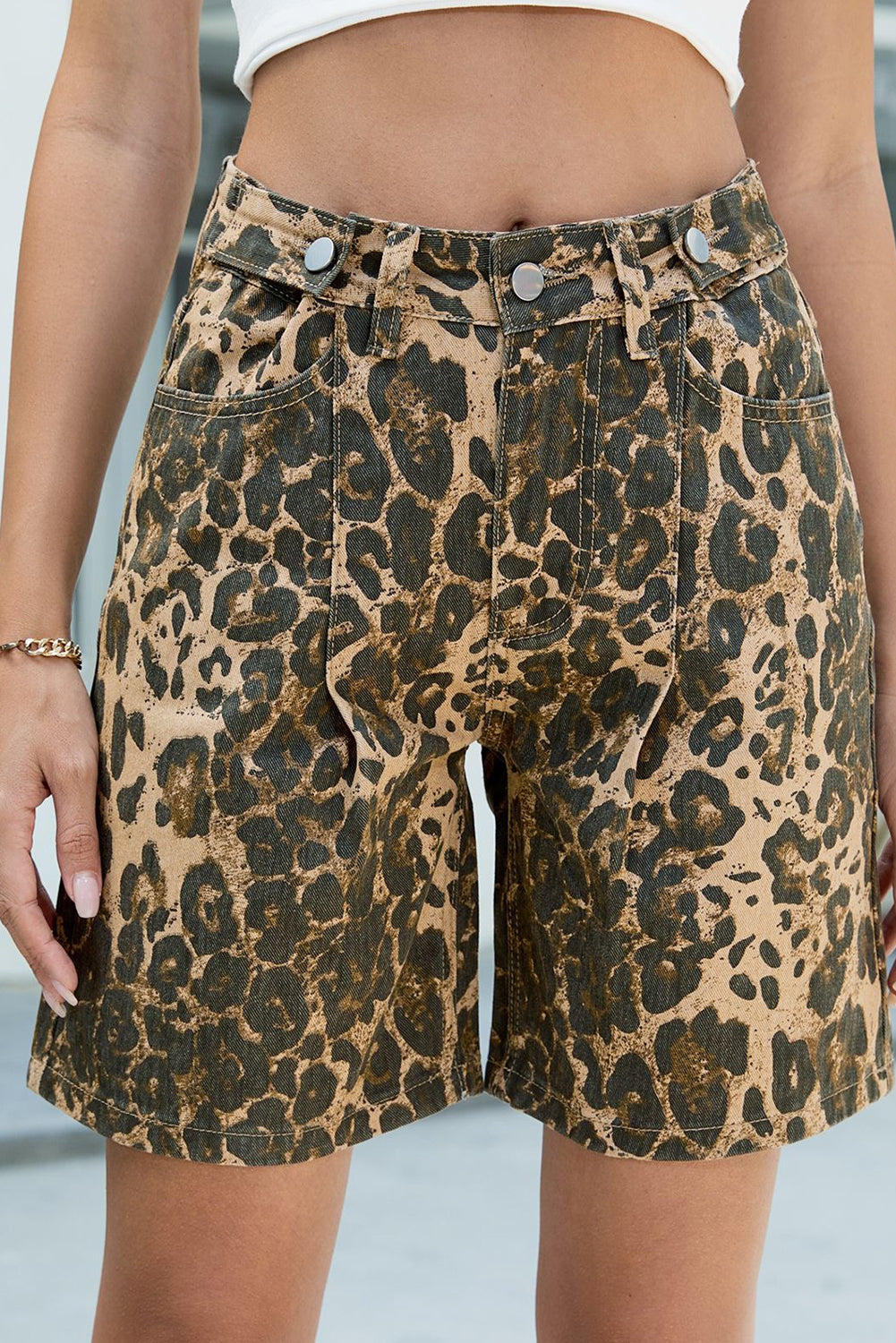 Khaki Retro Leopard Print Loose Jean Shorts