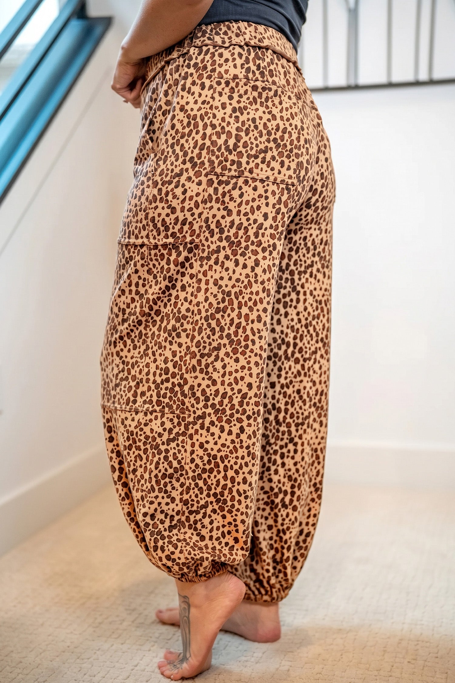 Khaki Leopard Print Drawstring Waist Patch Pockets Pants