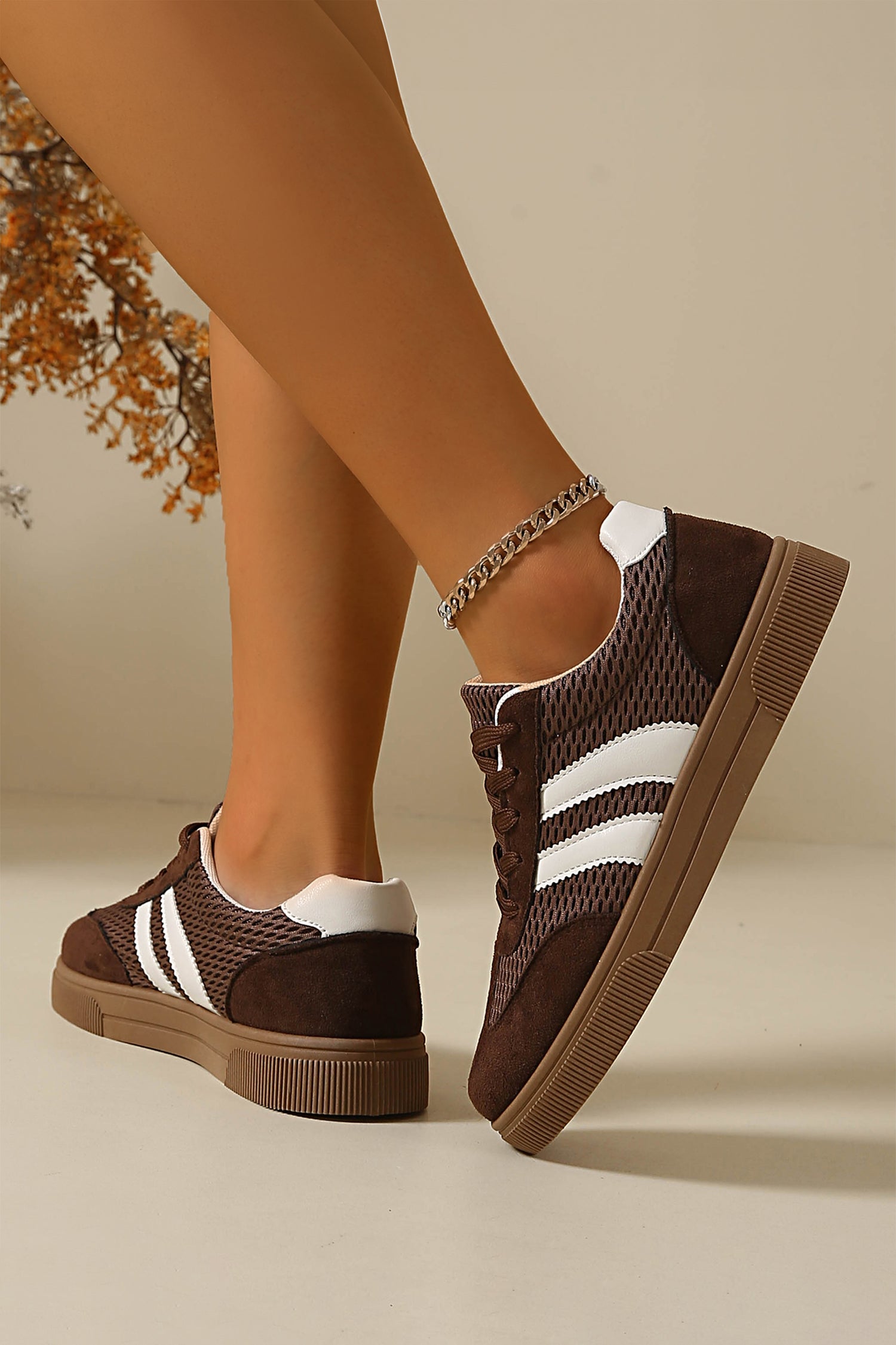 Brown Breathable Mesh Patchwork Lace Up Flat Shoes