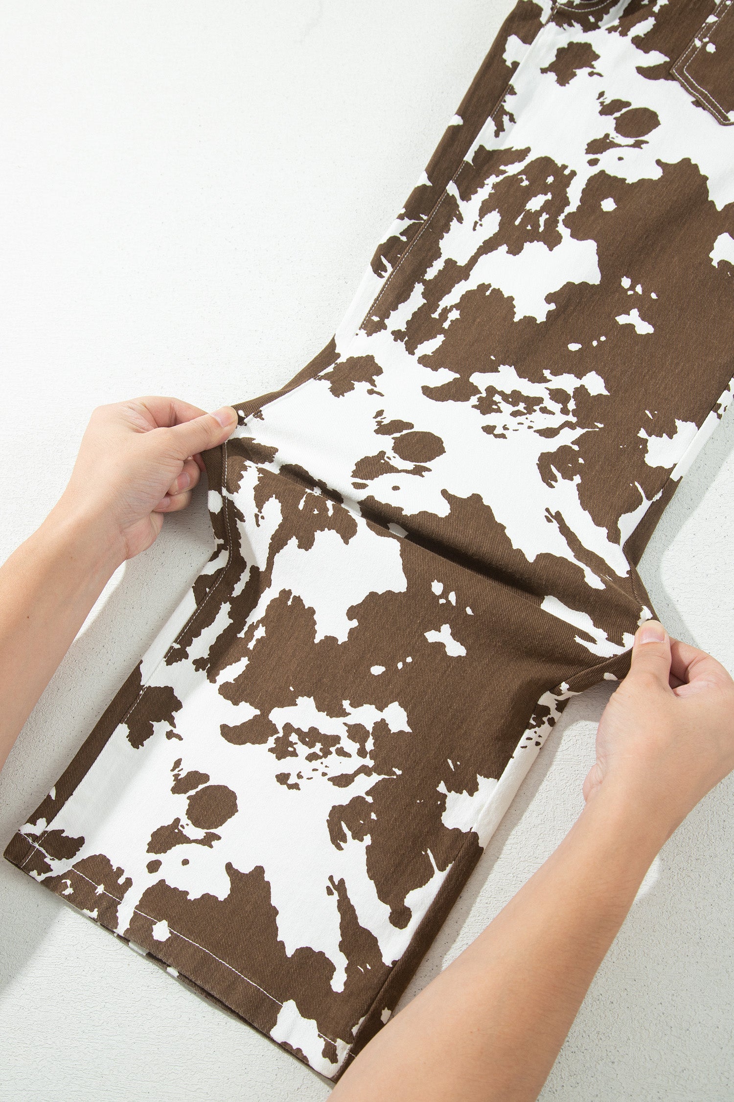 Brown Abstract Pattern Regular Fit Full-Length Western Style Jeans
