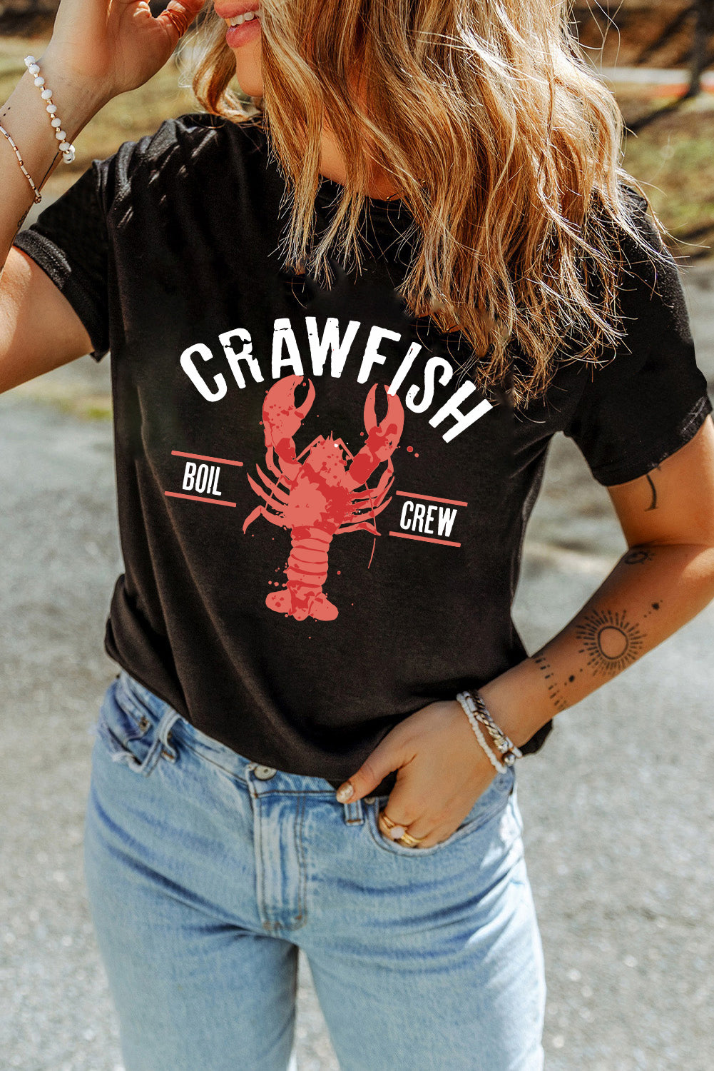Black CRAWFISH BOIL CREW Distressed Letter Graphic T Shirt