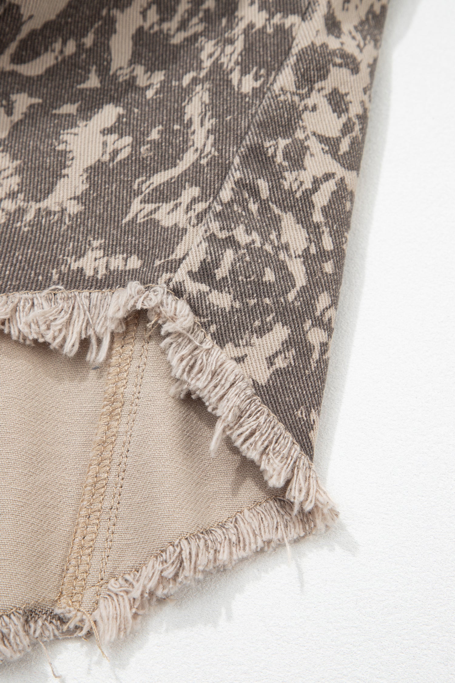 Khaki Abstract Print Long Sleeve Collar Raw Hem Denim Jacket