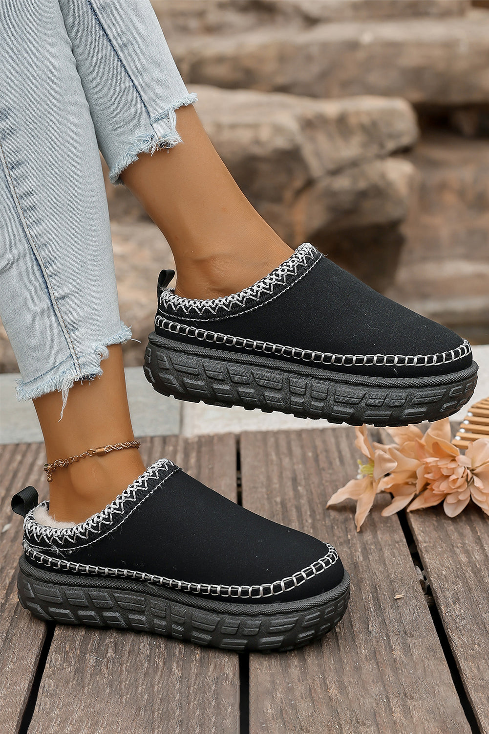 Black Contrast Stitch Detail Faux Suede PU Patchwork Plush Winter Clog Slippers