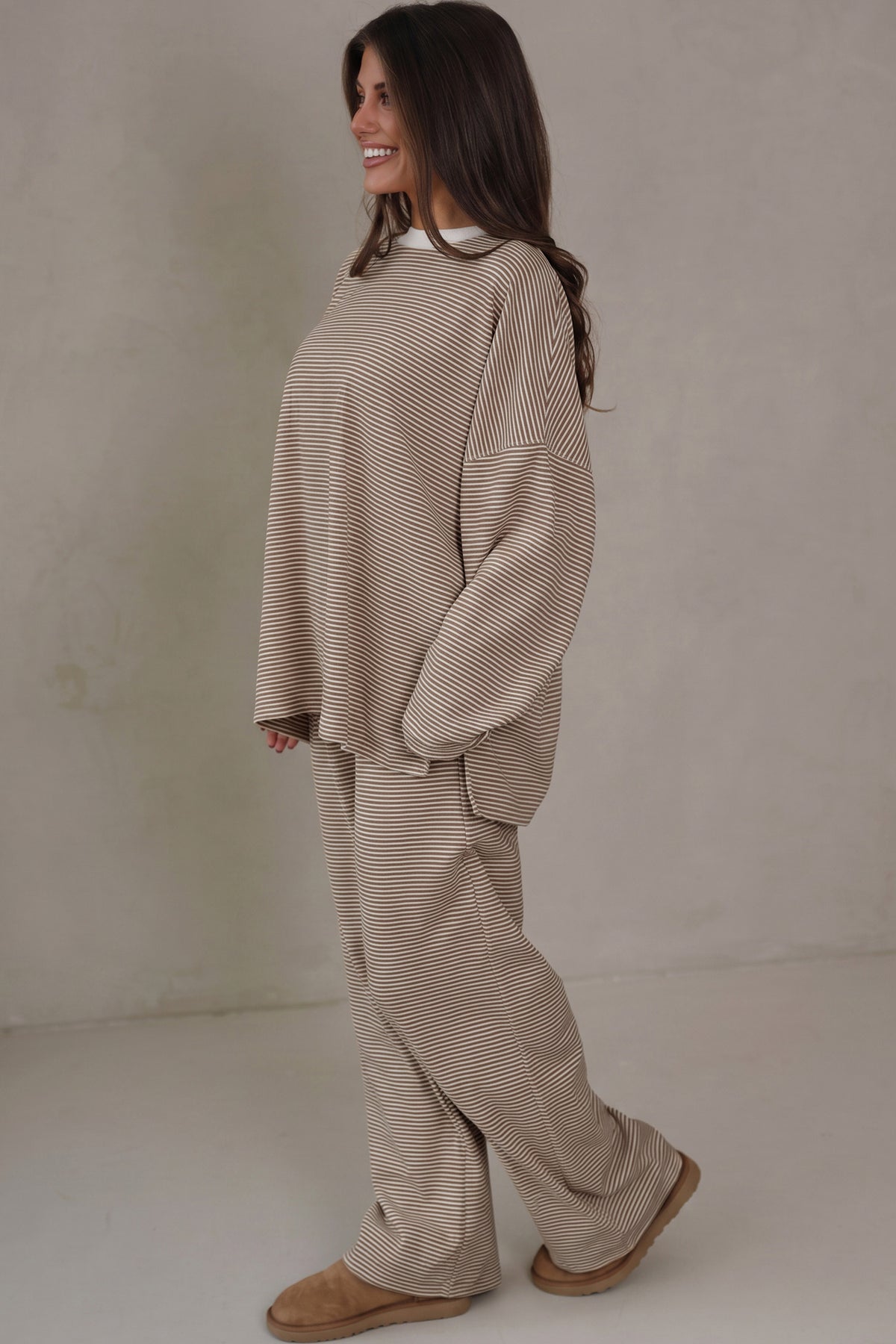 Beige Stripe Contrast Trim Round Neck Oversize Long Sleeve Top 2pcs Pant Set
