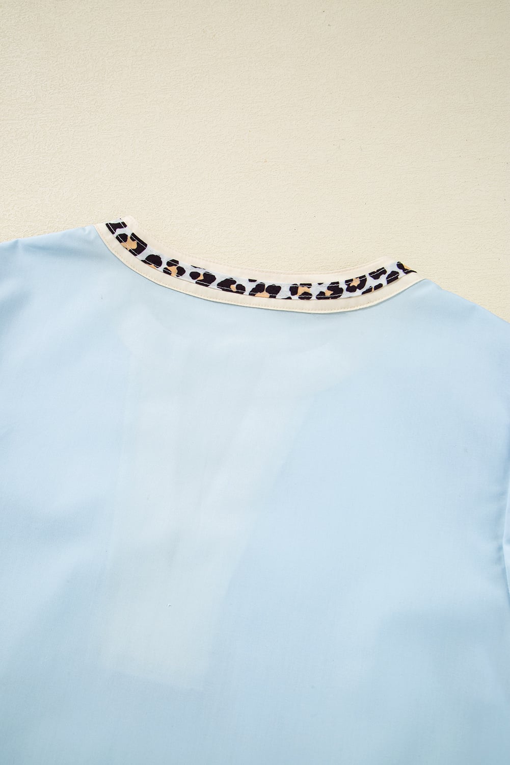 Beau Blue Contrast Leopard Trim Split Neck Puff Sleeve Blouse