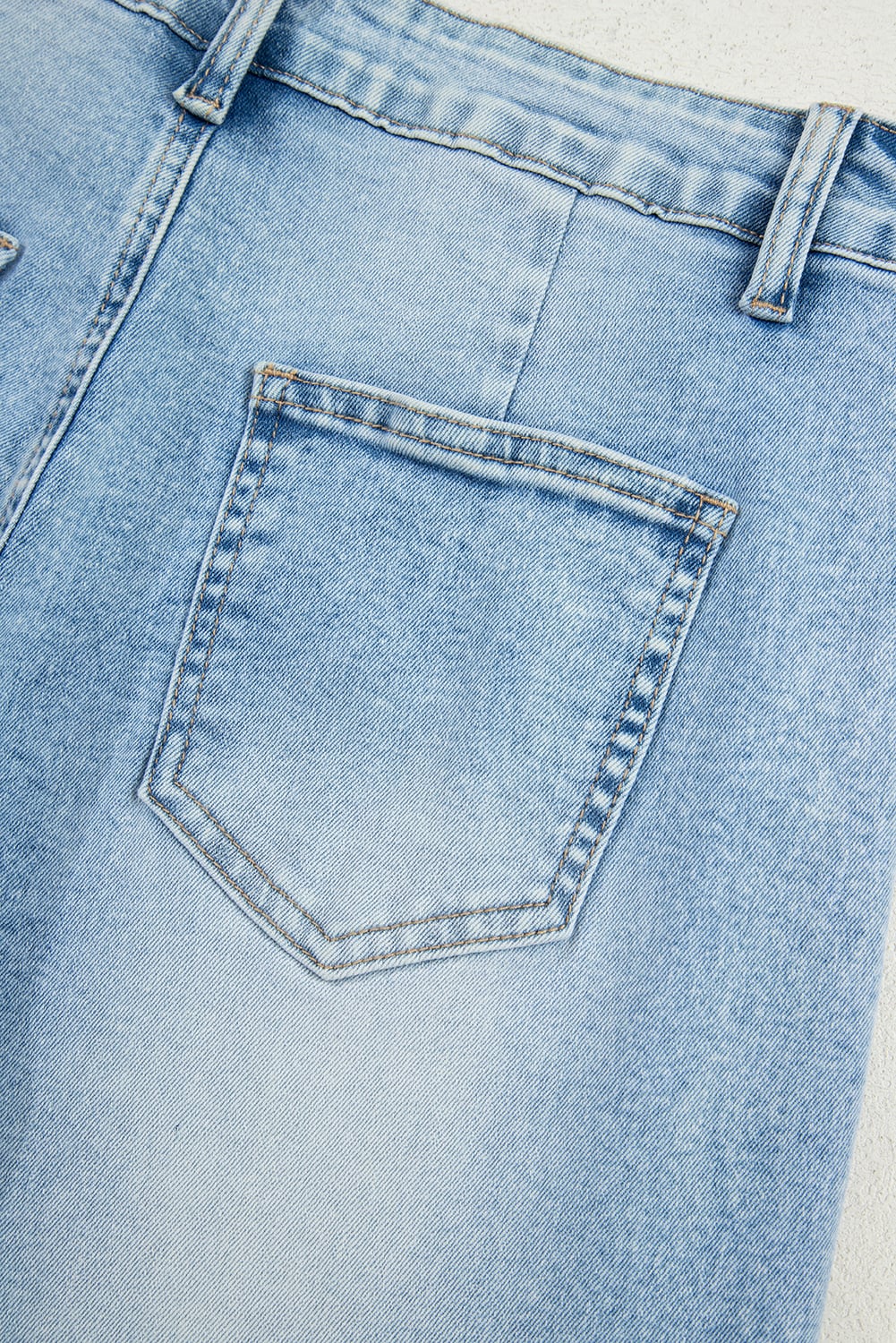 Beau Blue Flower Patched Light Wash Cropped High Waist Barrel Jeans