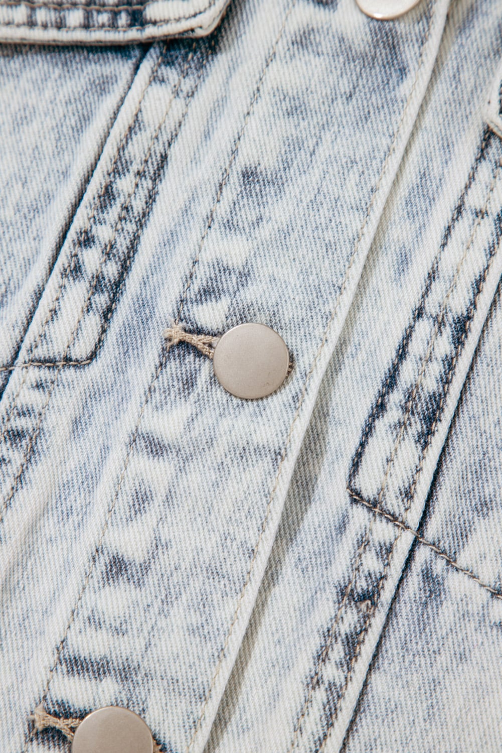 Beau Blue Light Wash Buttoned Chest Pocket Puff Sleeve Denim Jacket