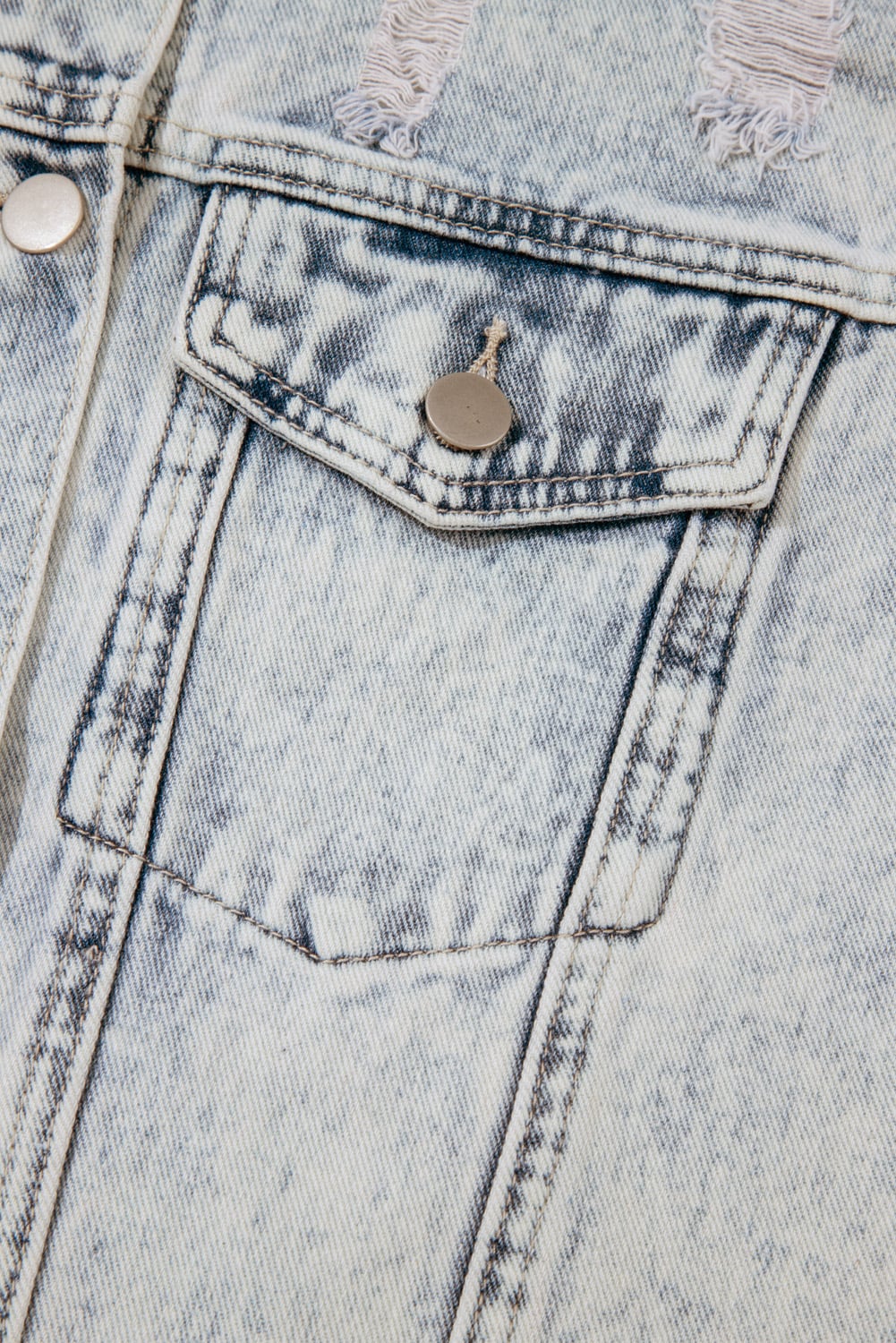 Beau Blue Light Wash Buttoned Chest Pocket Puff Sleeve Denim Jacket