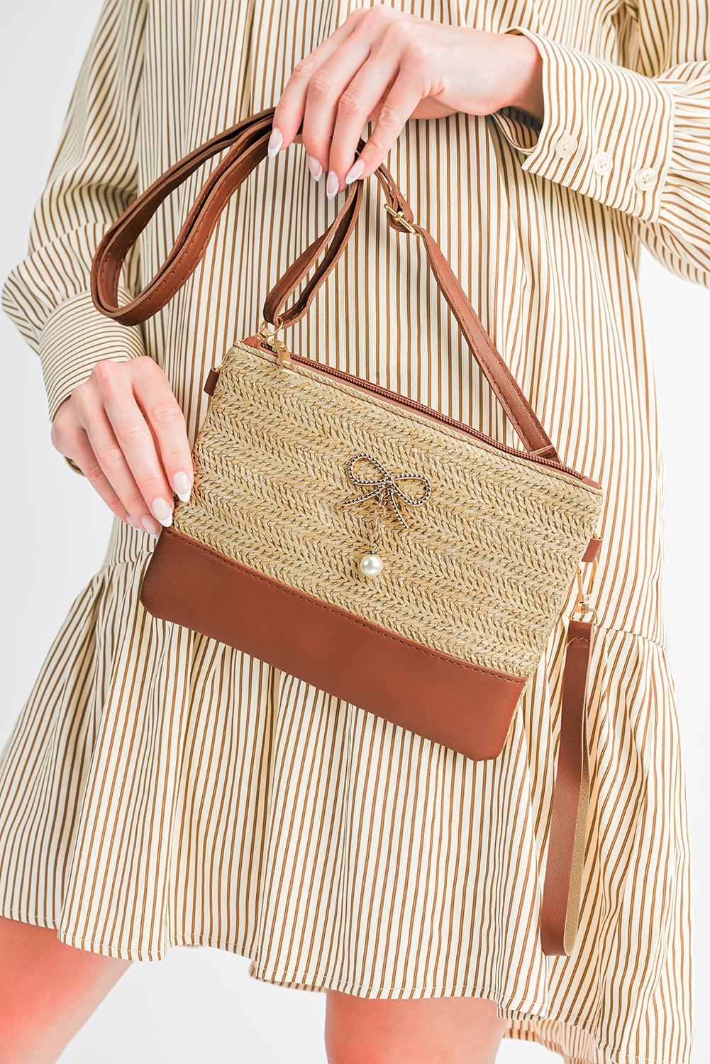 Beige Bow Pearl Decor Straw PU Leather Patched Crossbody Bag