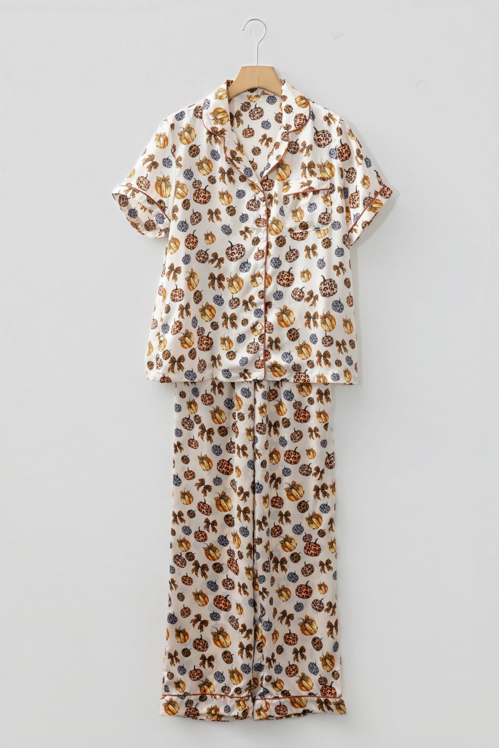 Beige Leopard Pumpkin Allover Halloween 2pcs Pajama Set
