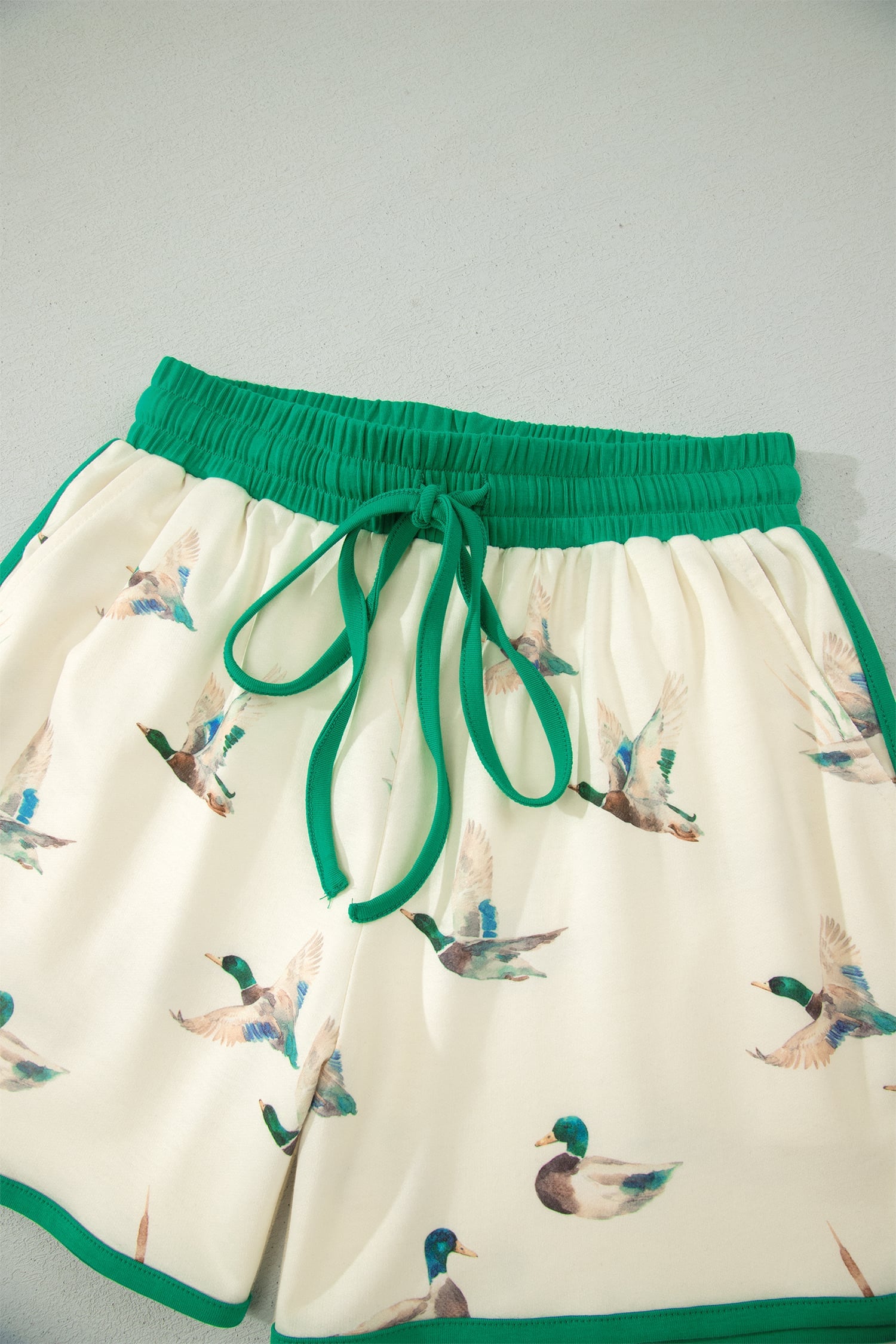 Beige Mallard Printed Colorblock Trim Short Set