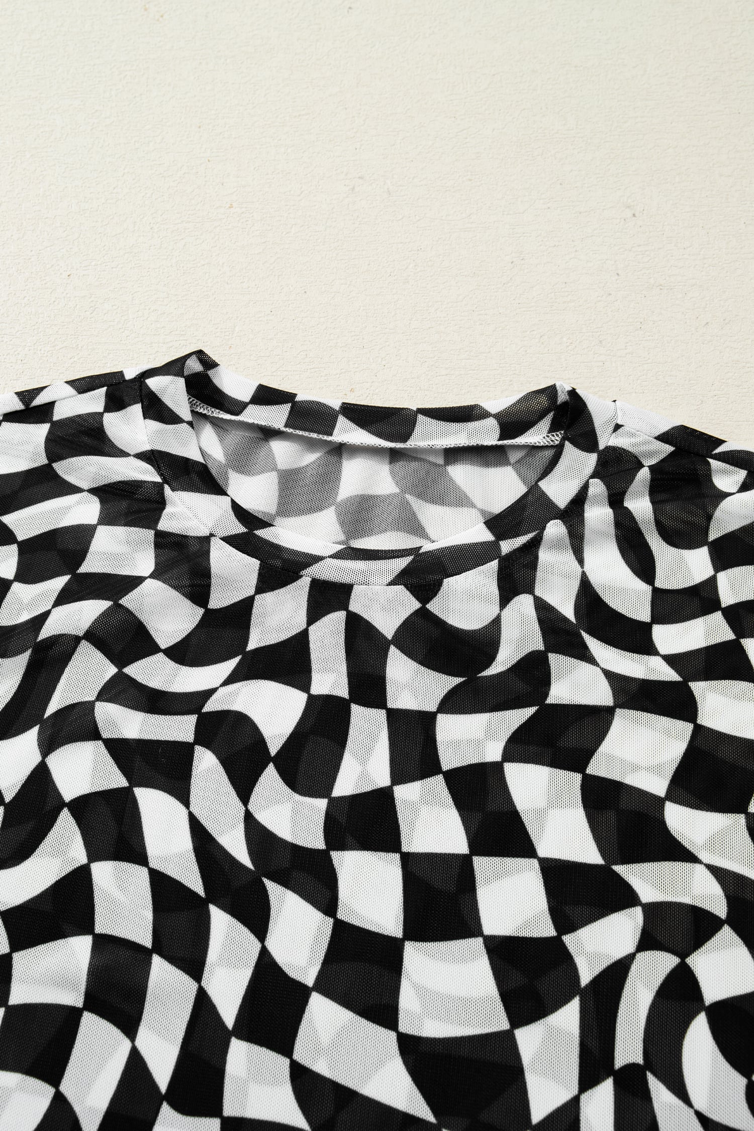 Black Checkered Print Crew Neck Mesh T Shirt