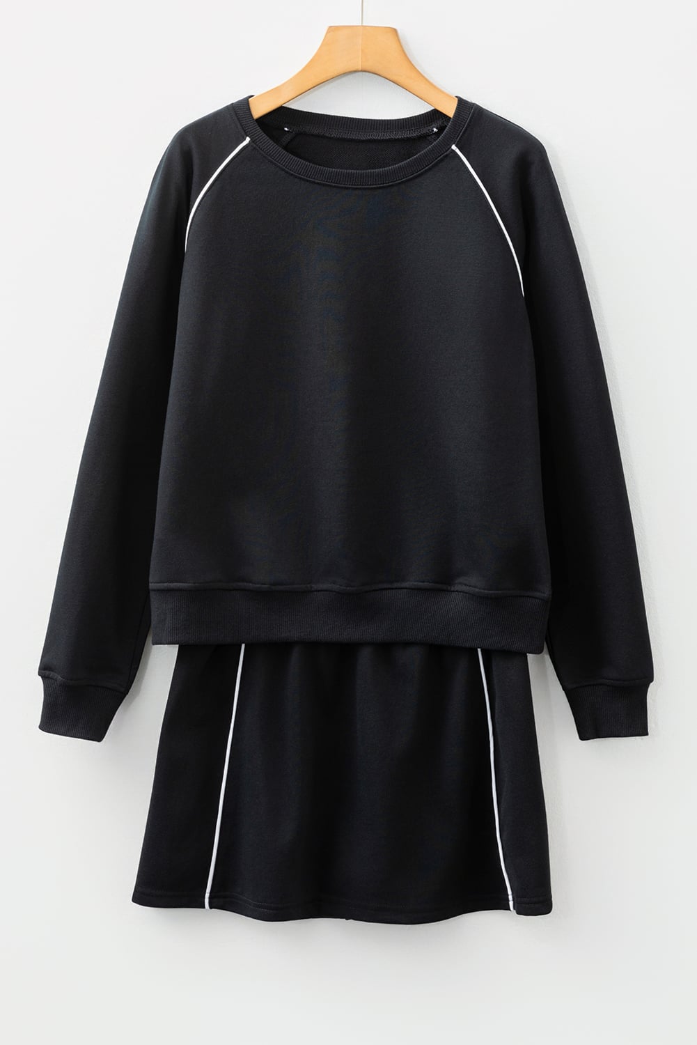 Black Contrast Piping Crewneck Pullover Mini Skirt Set