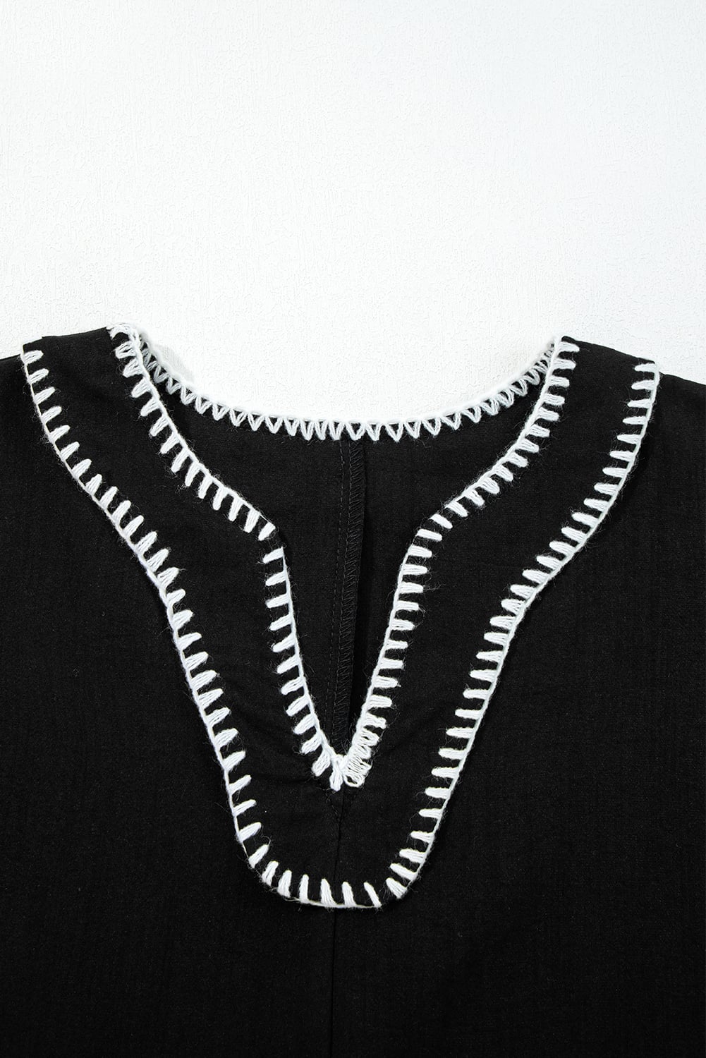 Black Contrast Stitched V Neck 3/4 Sleeve Tiered Mini Dress