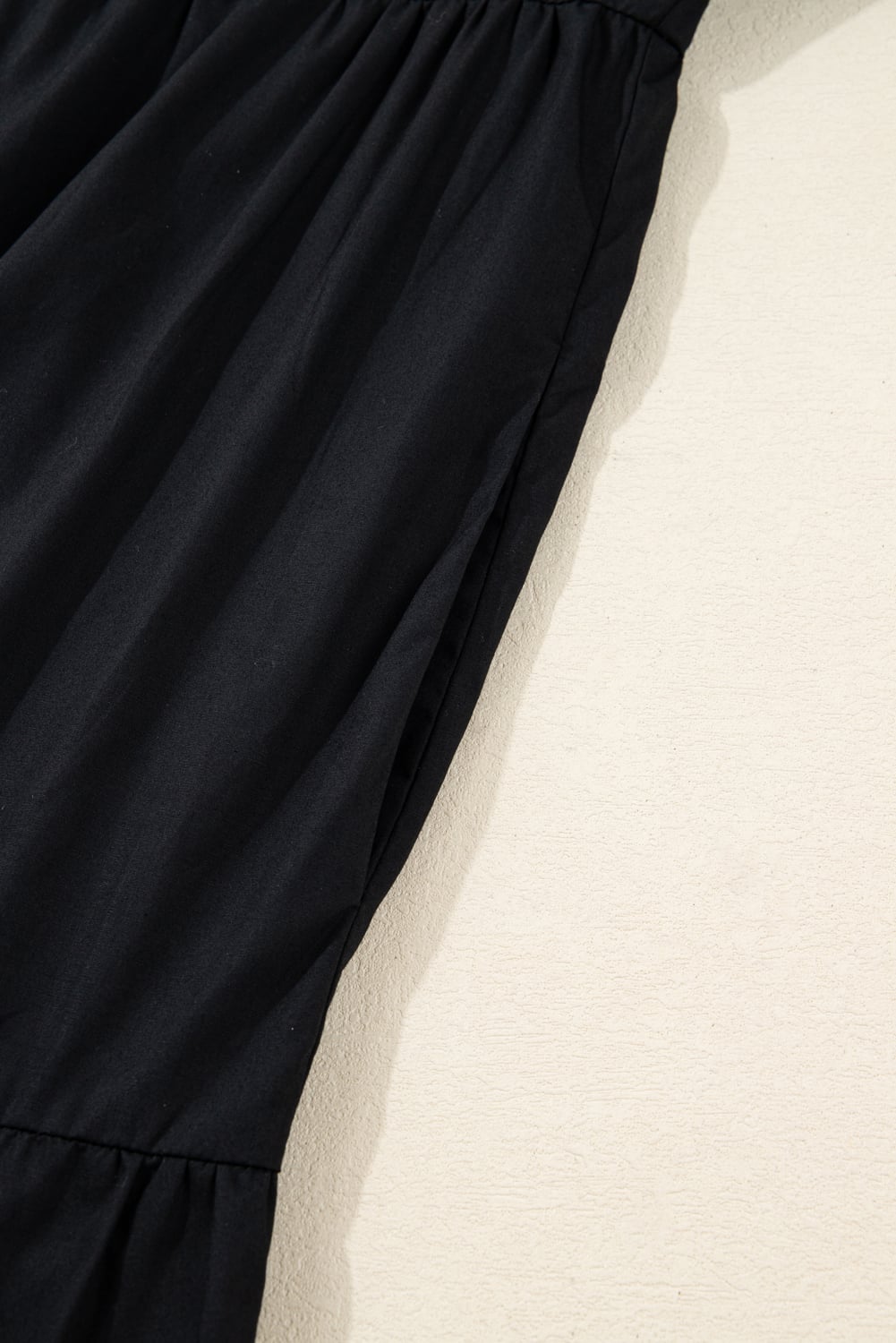 Black Contrast Trim Knot Cuffs Plus Size V Neck Mini Dress