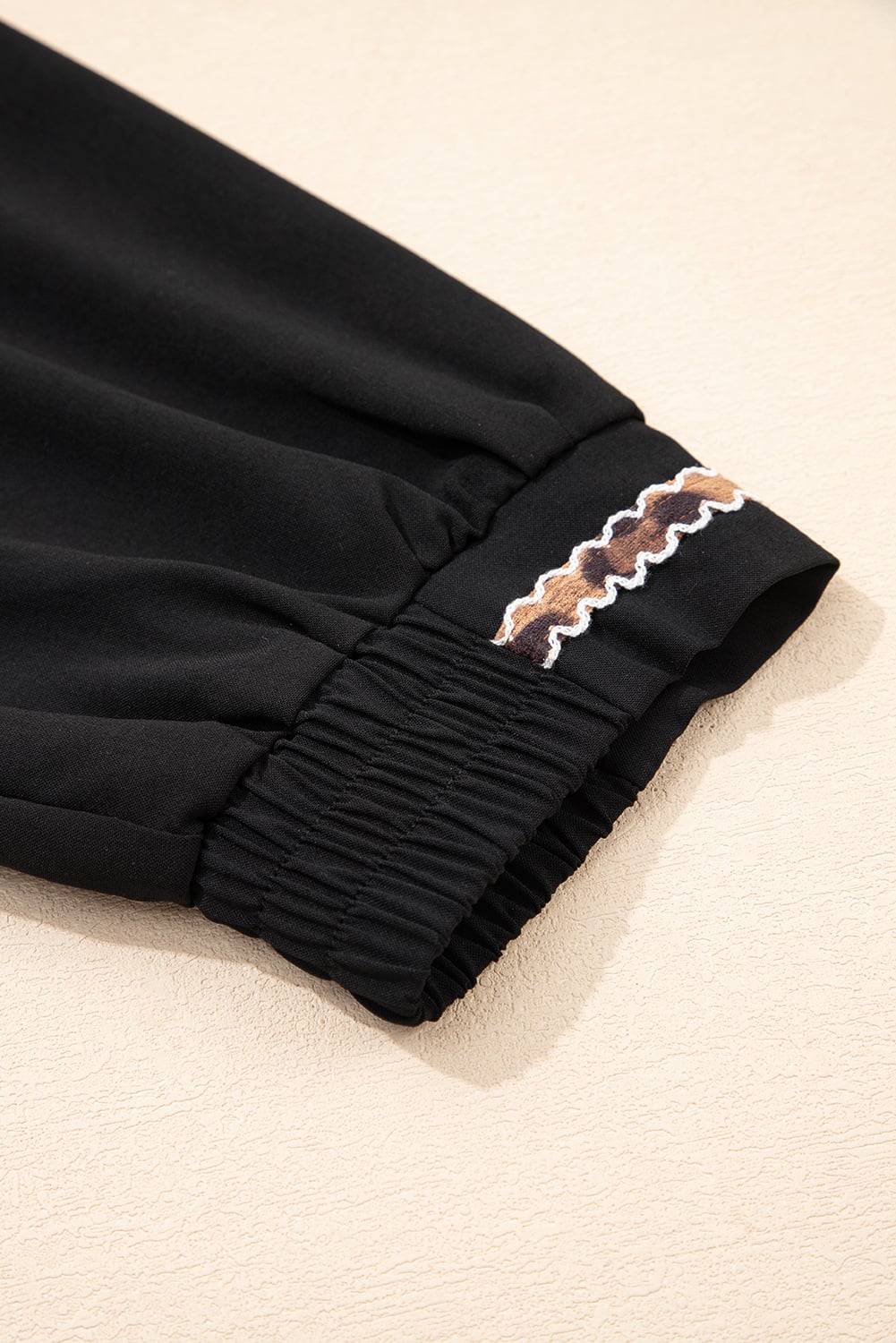 Black Contrast Trim V Neck Bracelet Sleeve Shift Mini Dress